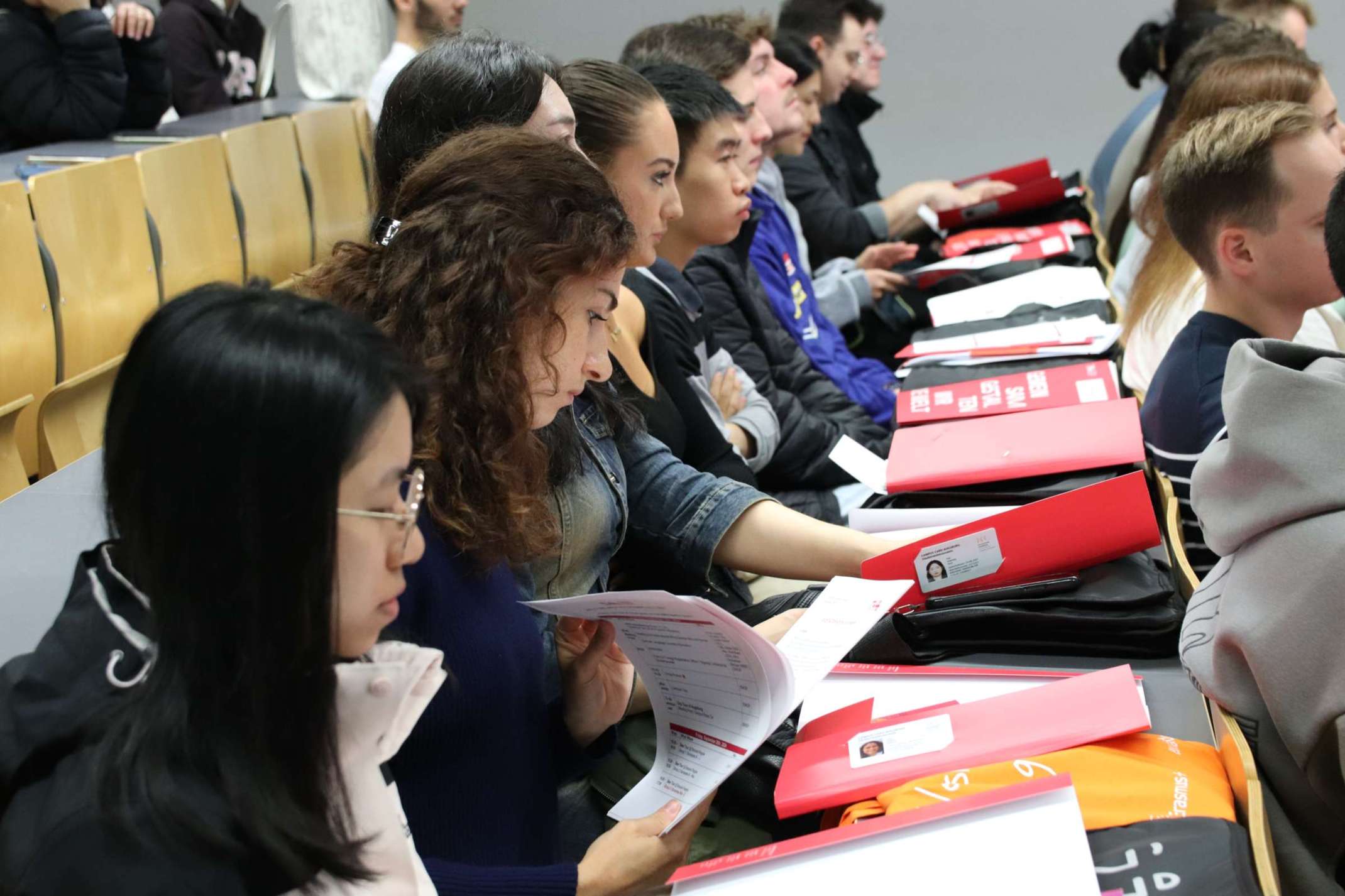 Studierende bei der Welcome Week Studierende bei der Welcome Week