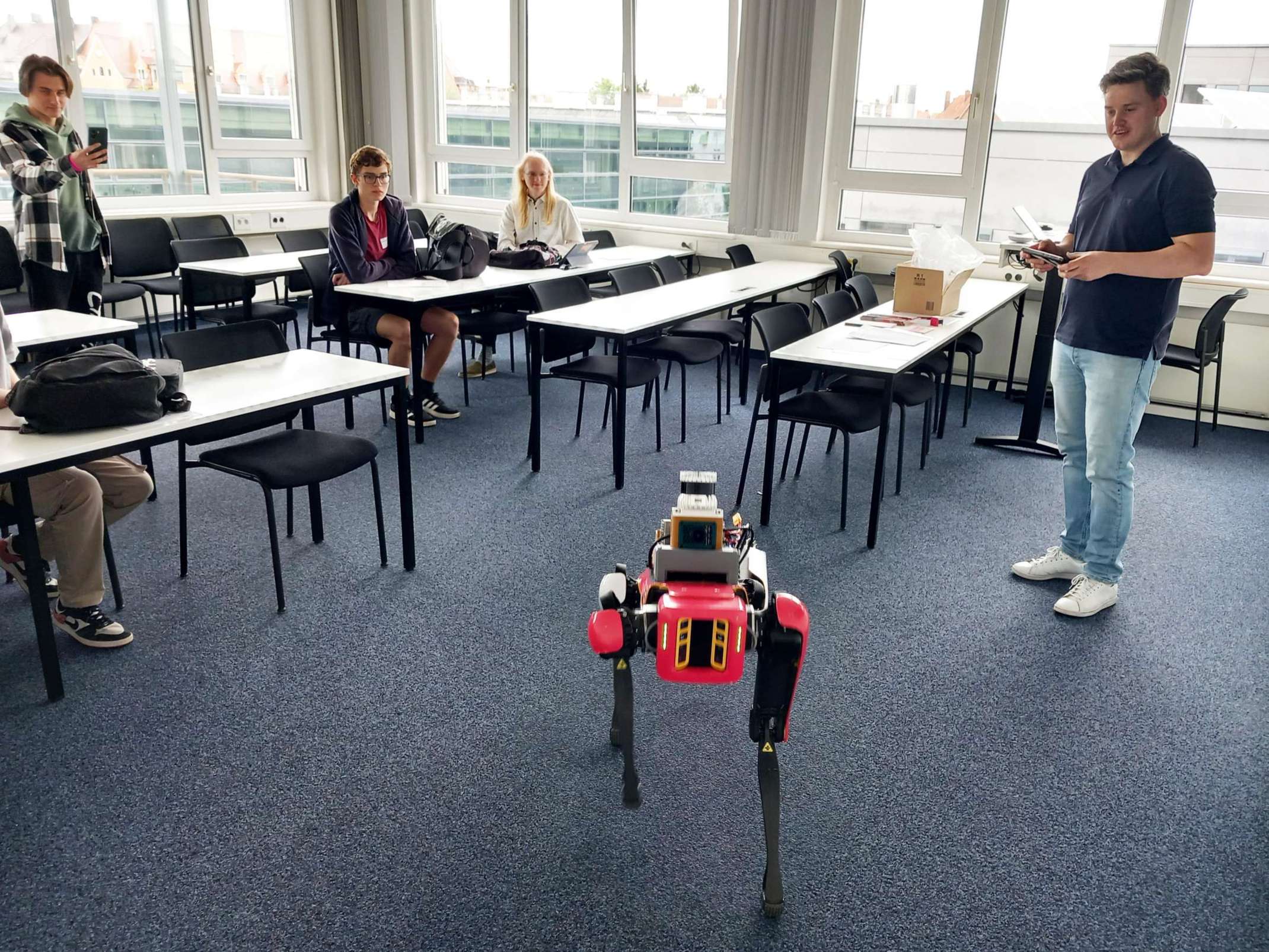 Workshop mit Roboter