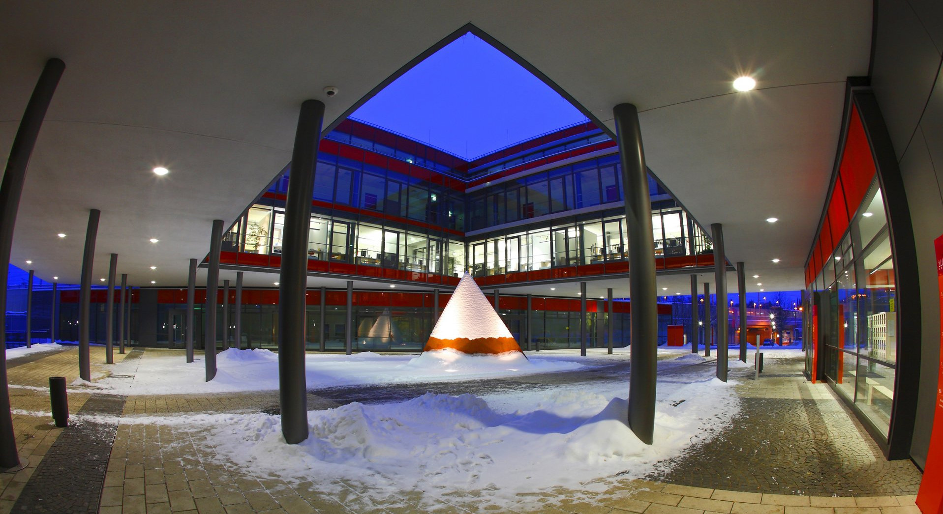 Gebäude H. Foto: Norbert Liesz Gebäude H. Foto: Norbert Liesz