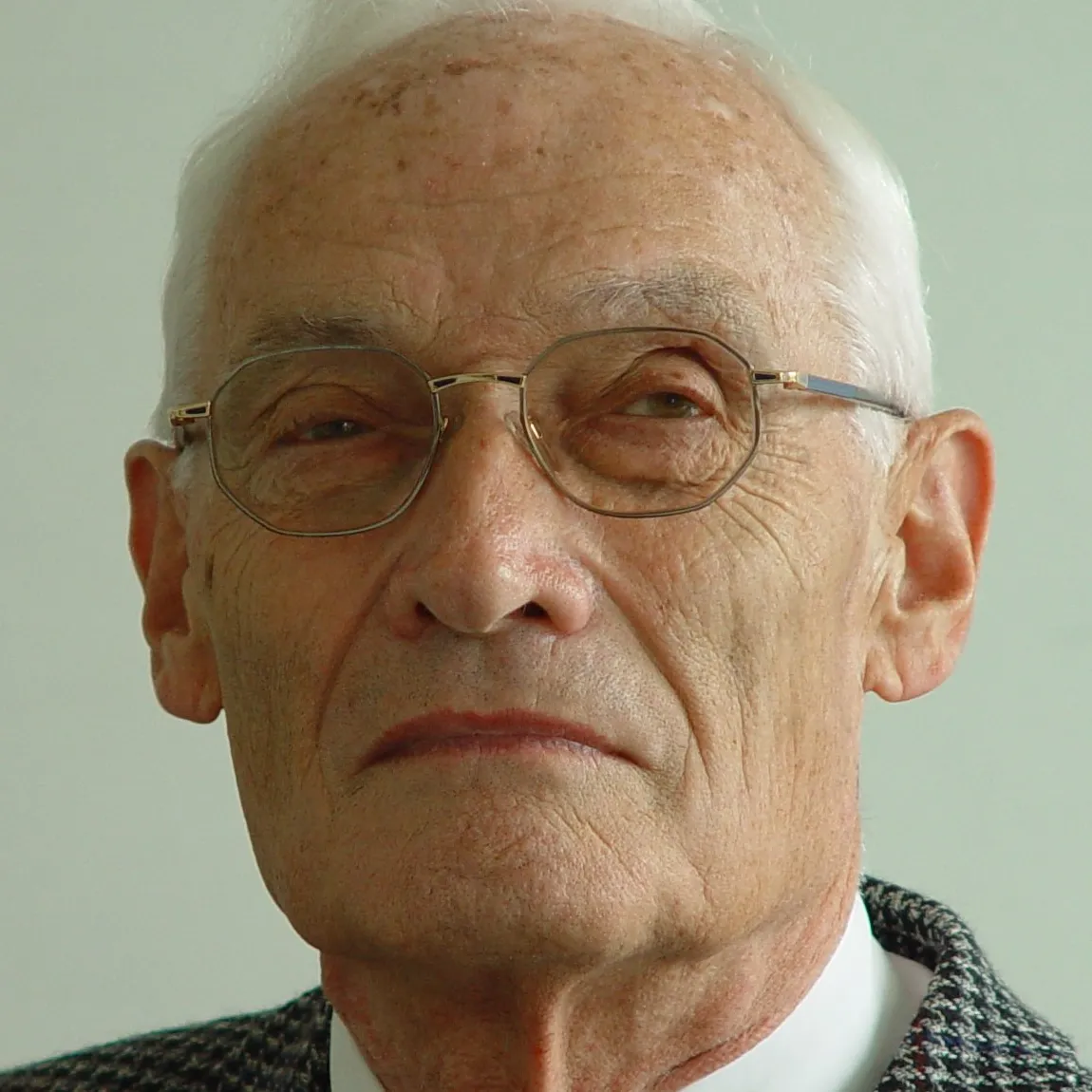 Prof. Dr. Helmut Selder