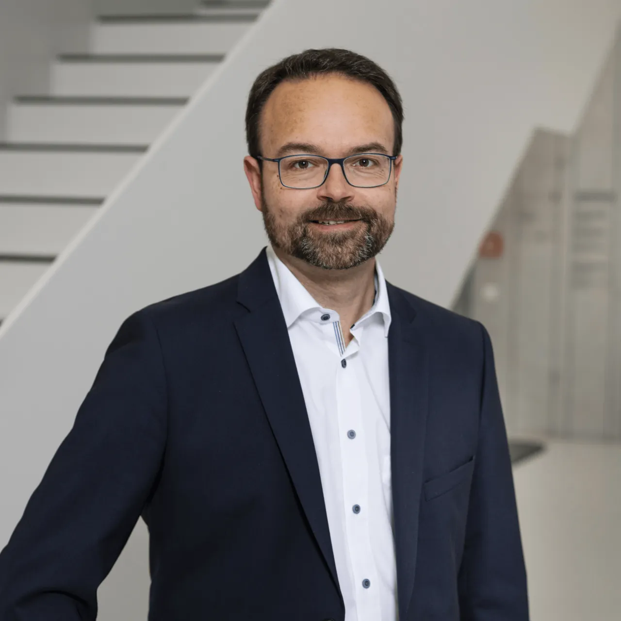 Profilbild von Prof. Dr. Björn Häckel