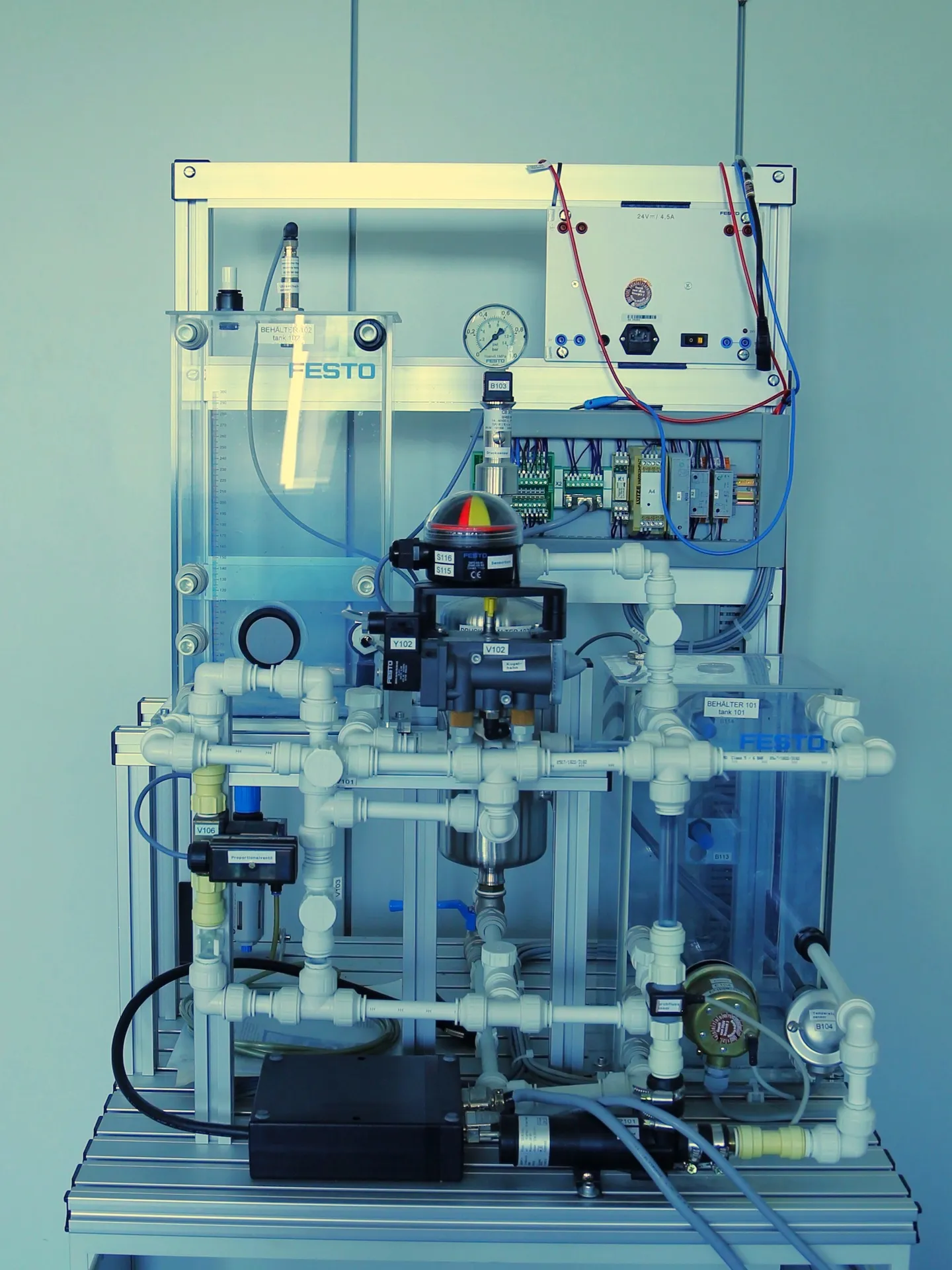 Versuchsaufbau zur Automatisierungstechnik