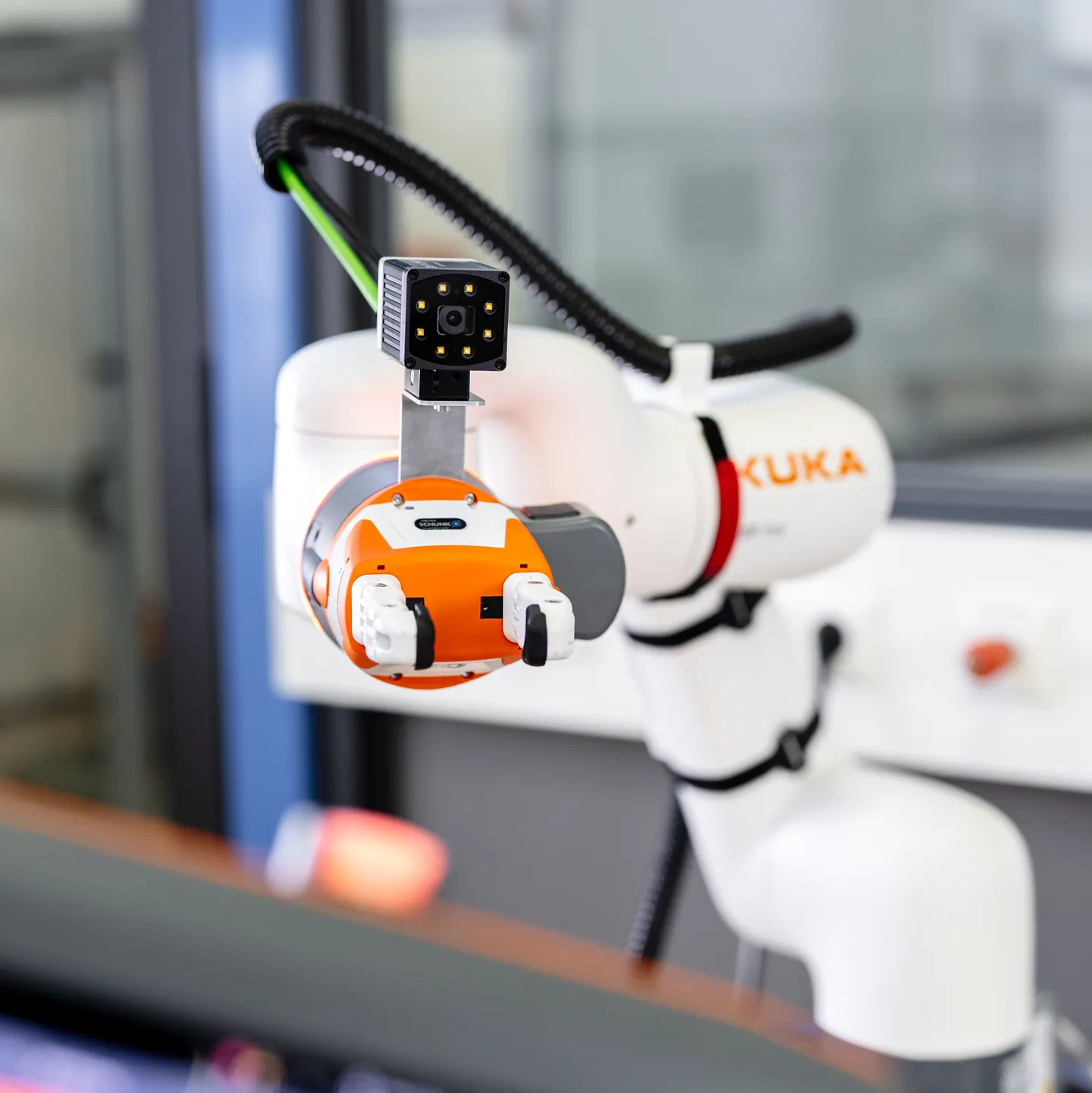 Co-Bot - Kollaborativer Roboter- Neue Technologien