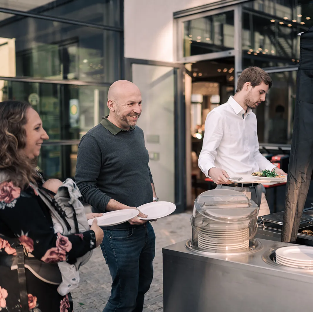 Barbecue Buffet at the 2025 Graduation Ceremony for the IT Project and Process Management Program