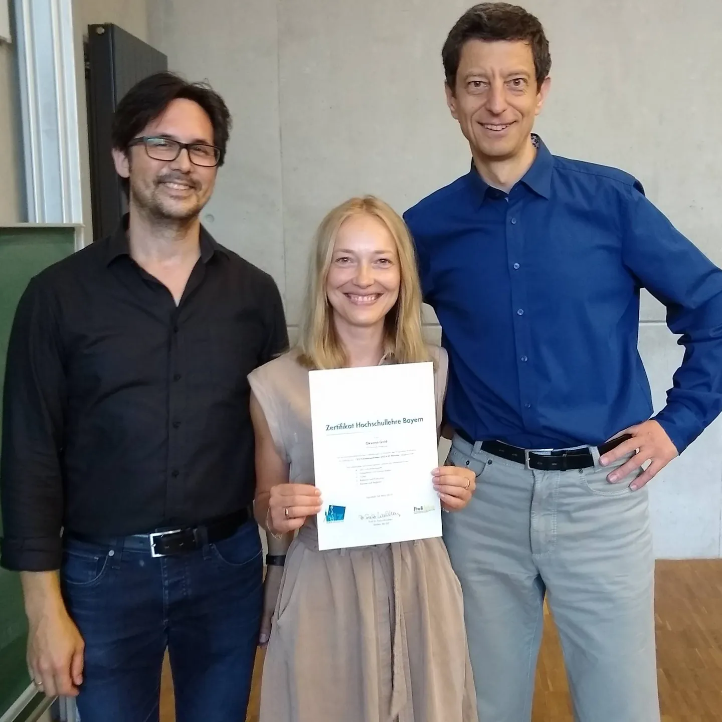 Übergabe des Zertifikats Hochschullehre Bayern