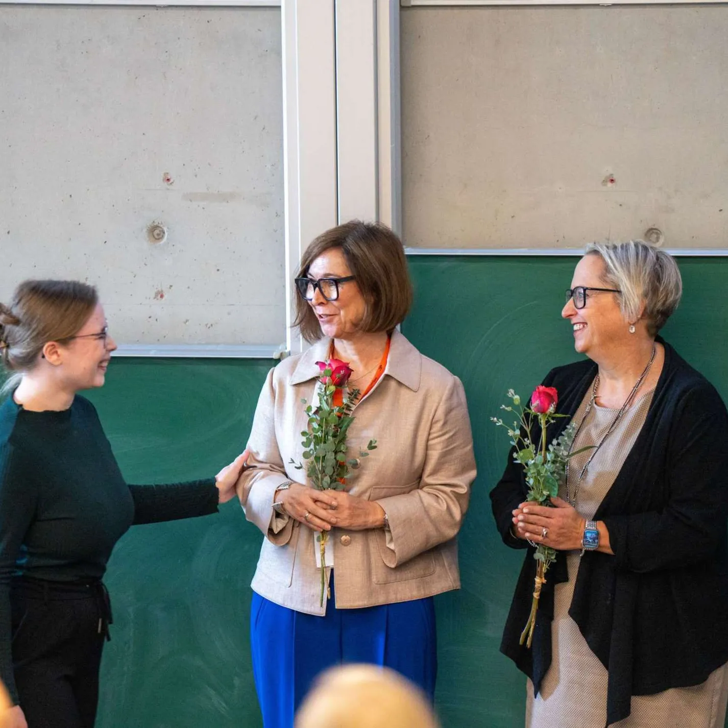 Preisverleihung an die Gewinnerinnen des Preises für gute Lehre