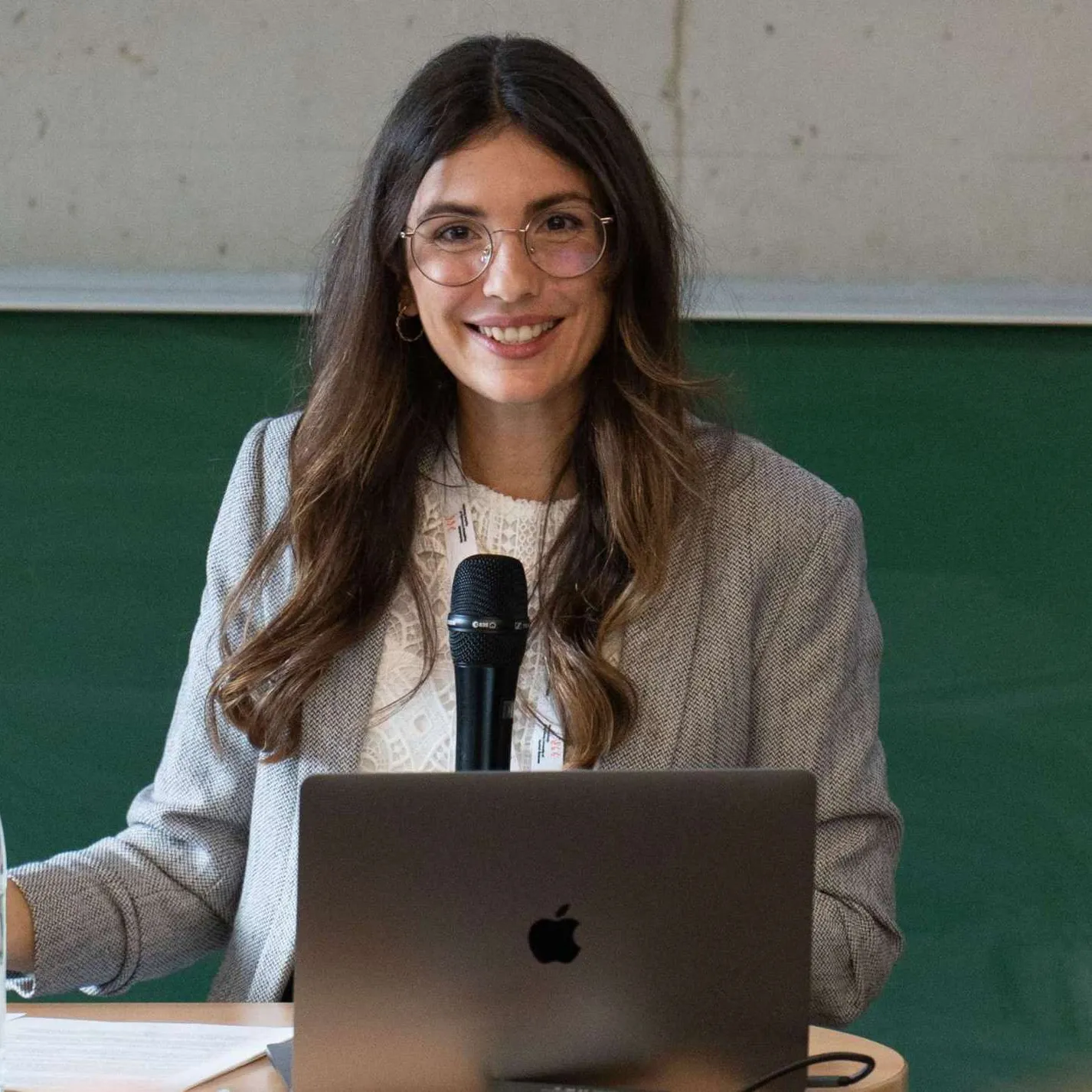Bianca Fasel beim Vortrag