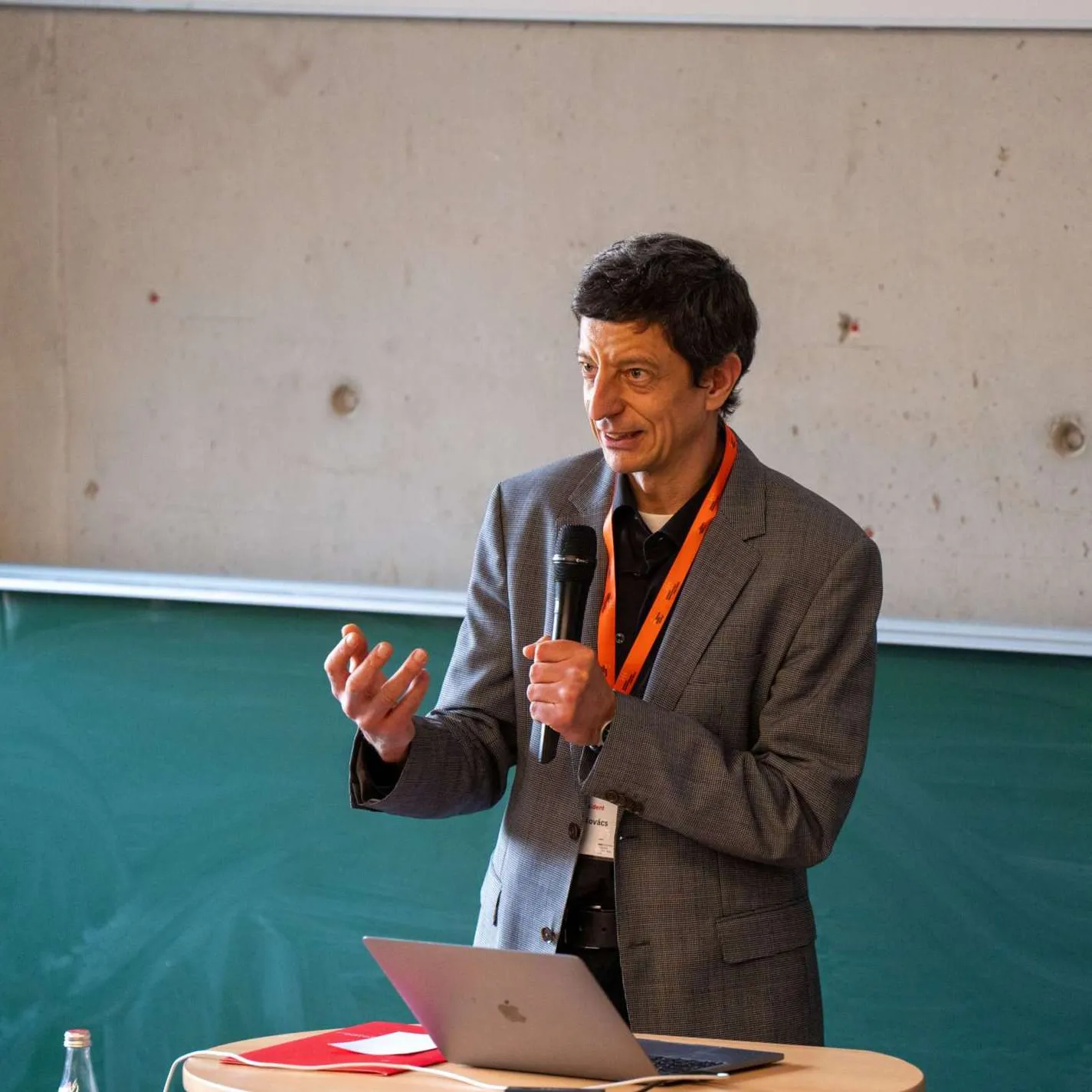 Verleihung des Lehrpreises durch Prof. Dr. Laszló Kovács