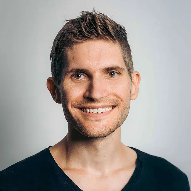 Anselm Josek (CFO)