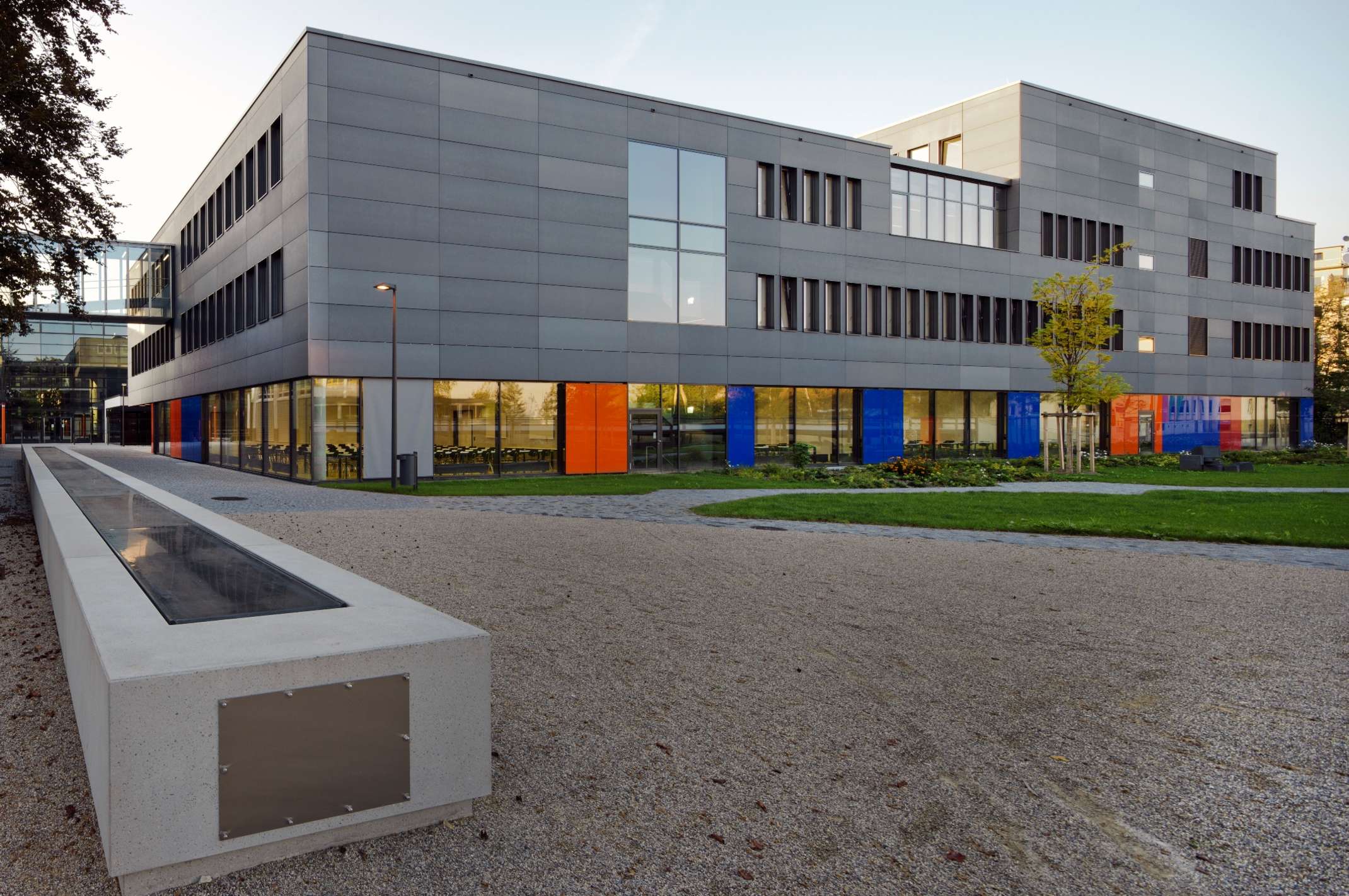 Gebäude W / Campus am Roten Tor / Foto: Martin Duckek, Ulm Gebäude W / Campus am Roten Tor / Foto: Martin Duckek, Ulm