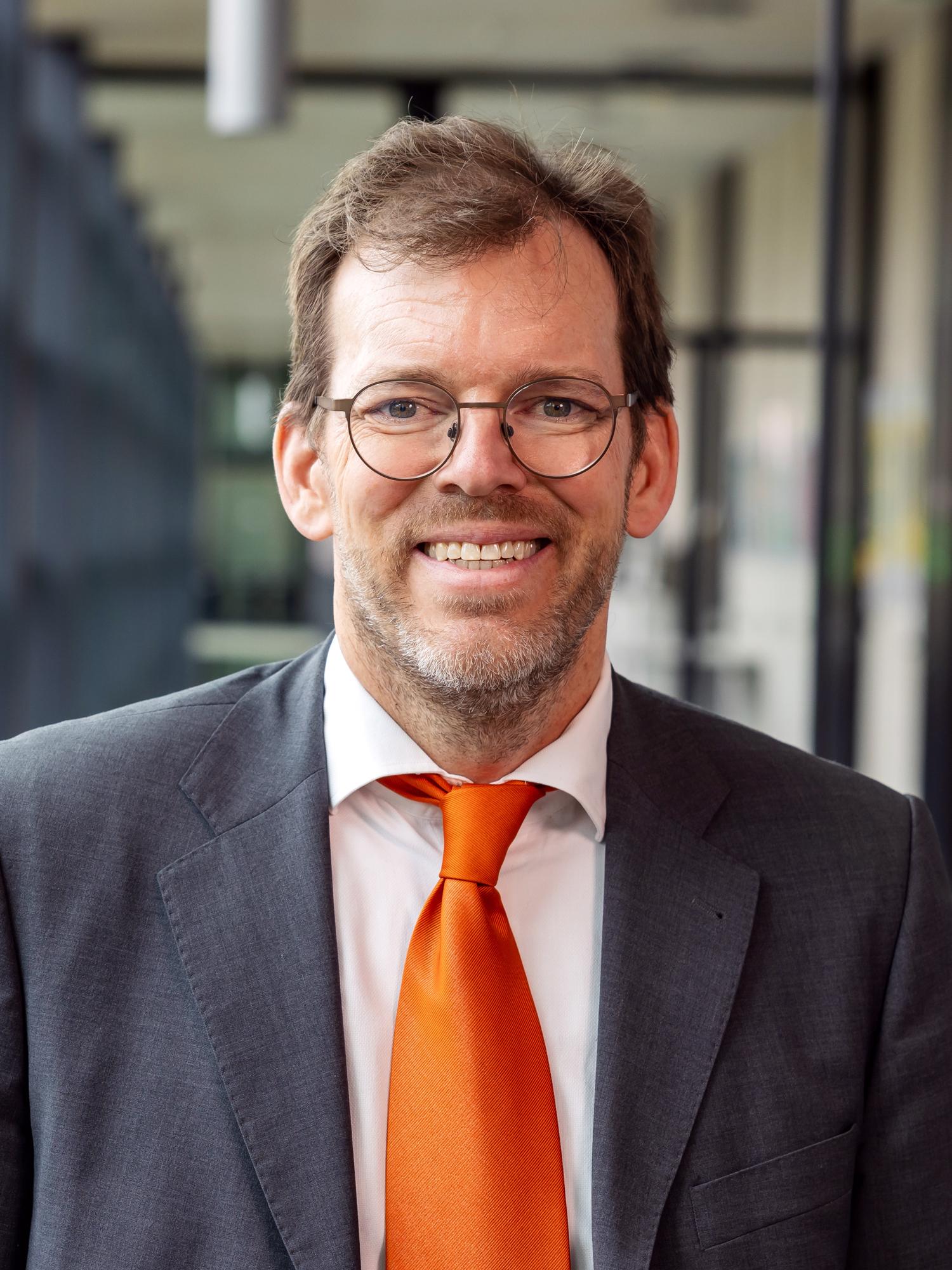 Prof. Dr.  Nicolas Warkotsch