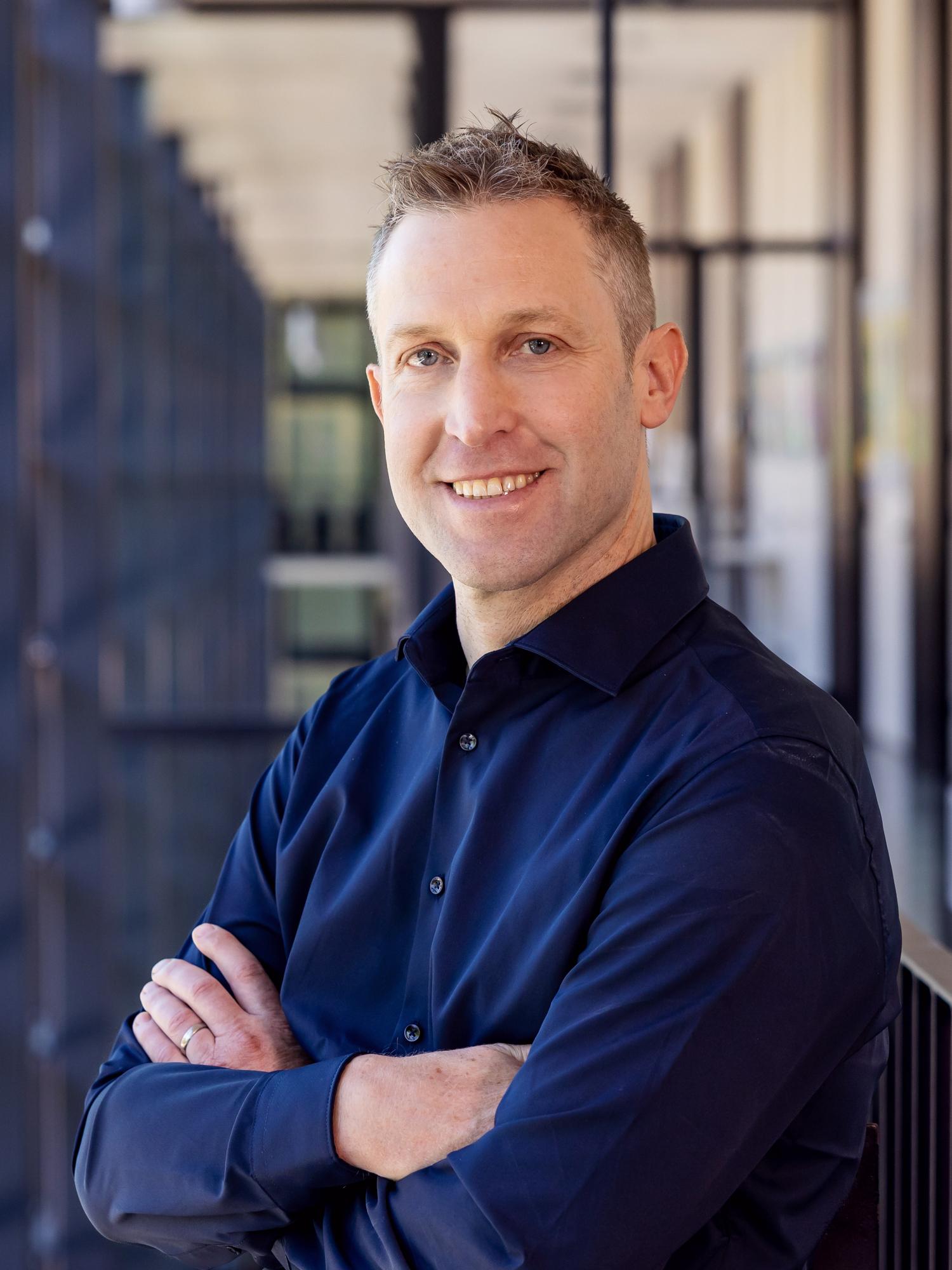 Prof. Dr.-Ing. Florian Hörmann Prof. Dr.-Ing. Florian Hörmann