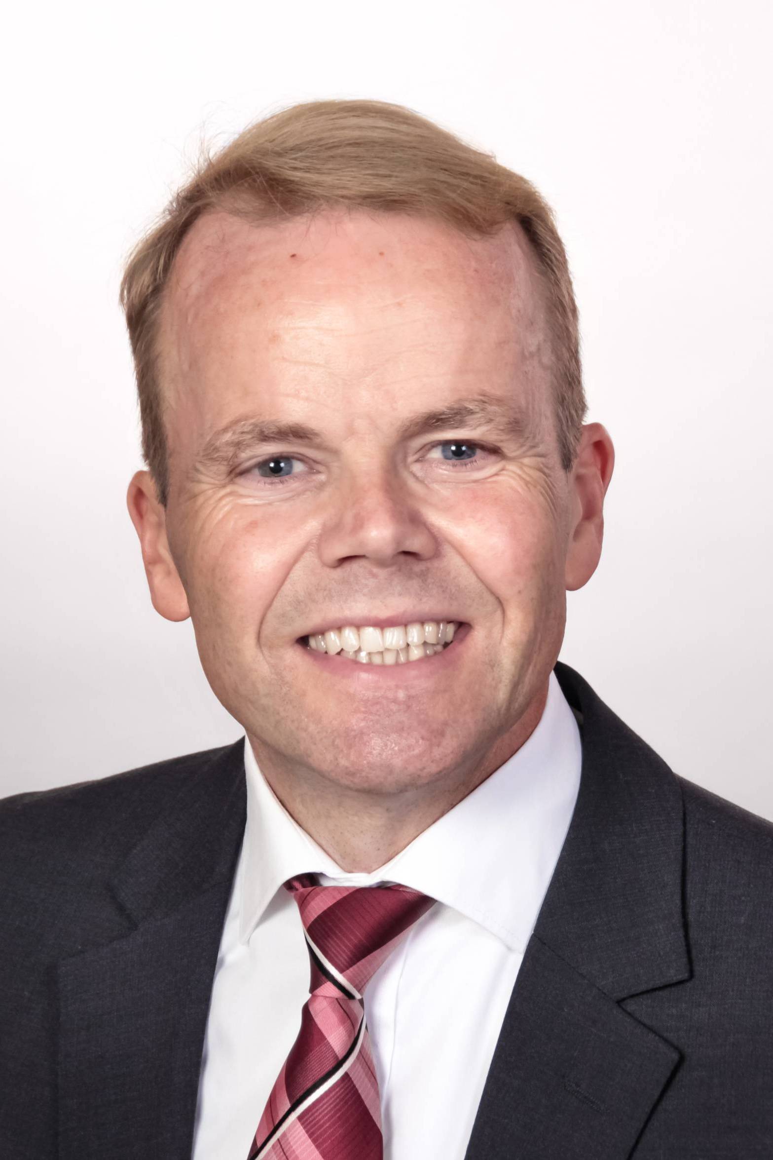 Prof. Dr.-Ing. Dr. h.c. Eberhard Roos