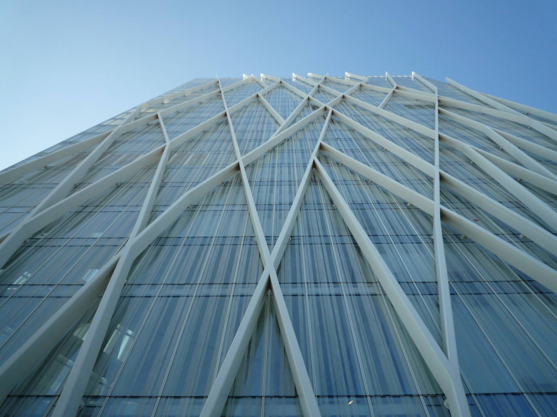 Fassadenstrukturen am Torre Diagonal ZeroZero, Emba Estudi Massip-Bosch arquitectes 2011 (Foto: J. Müller) Fassadenstrukturen am Torre Diagonal ZeroZero, Emba Estudi Massip-Bosch arquitectes 2011 (Foto: J. Müller)