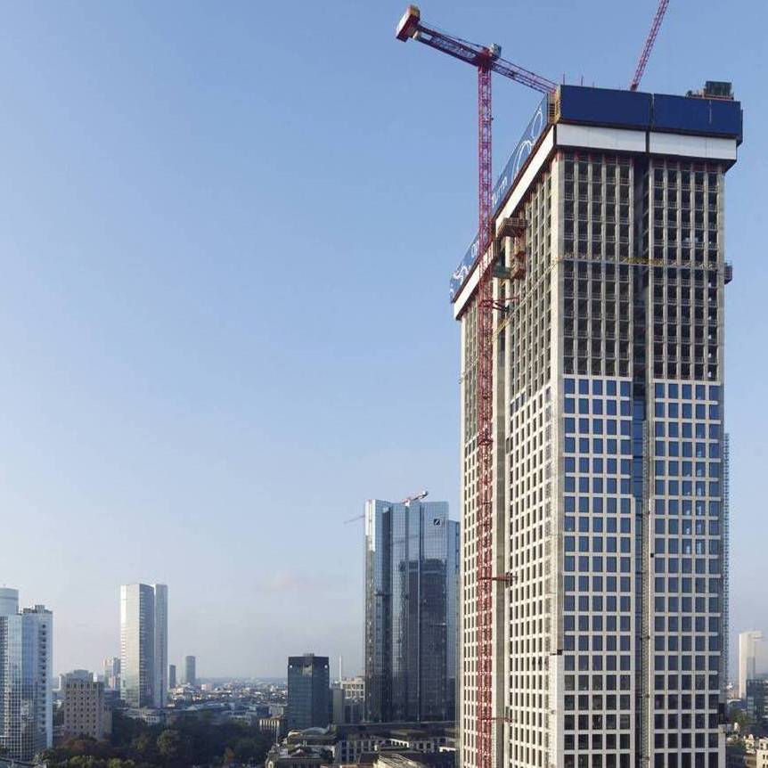 Wolkenkratzer - Weiterbildung - Zertifikat Fachingenieur:in Fassade - berufsbegleitend - Hochschule Augsburg (Foto: Klaus Heibig)