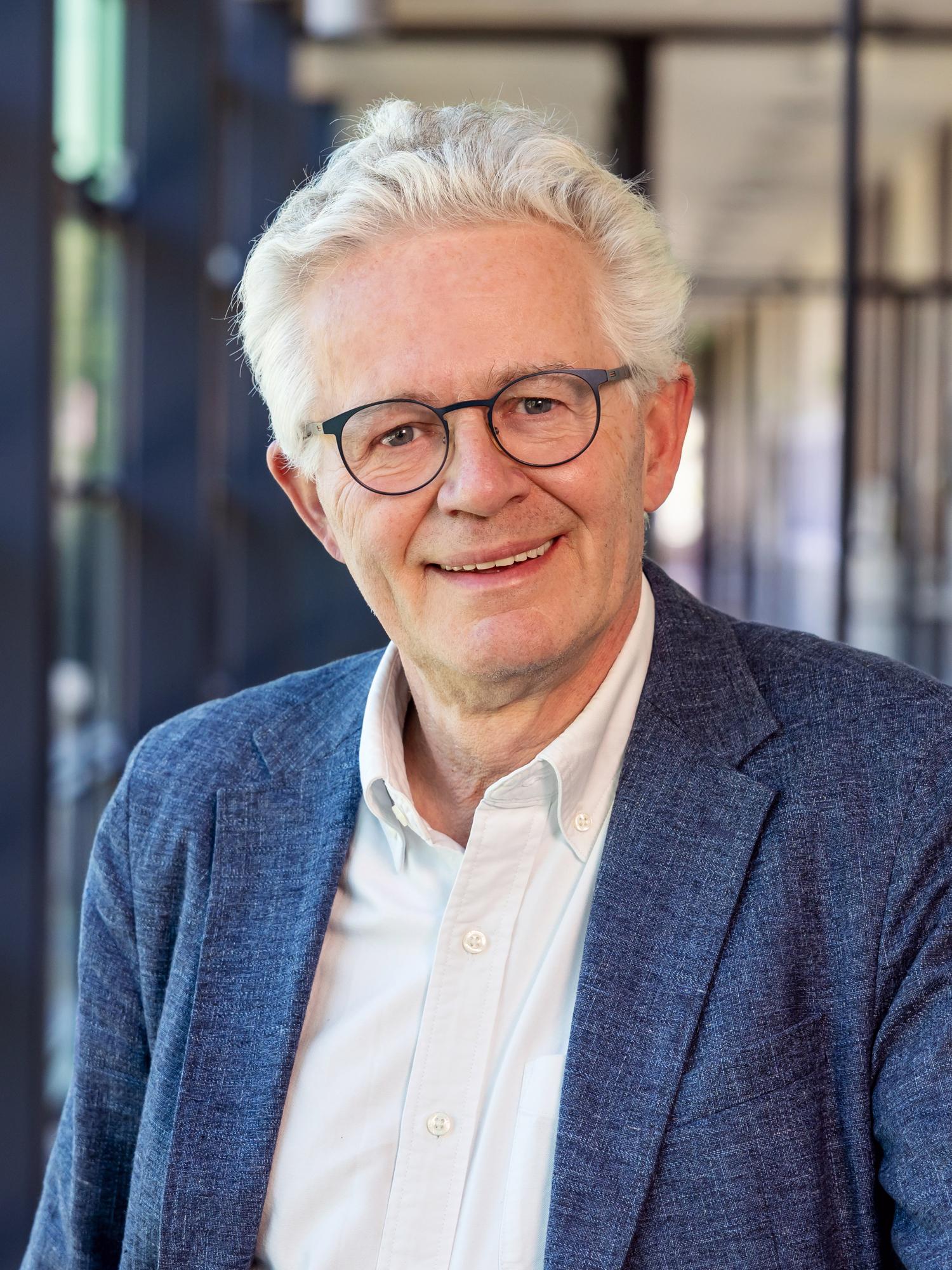 Prof. Dr.-Ing. Stefan Schlichter