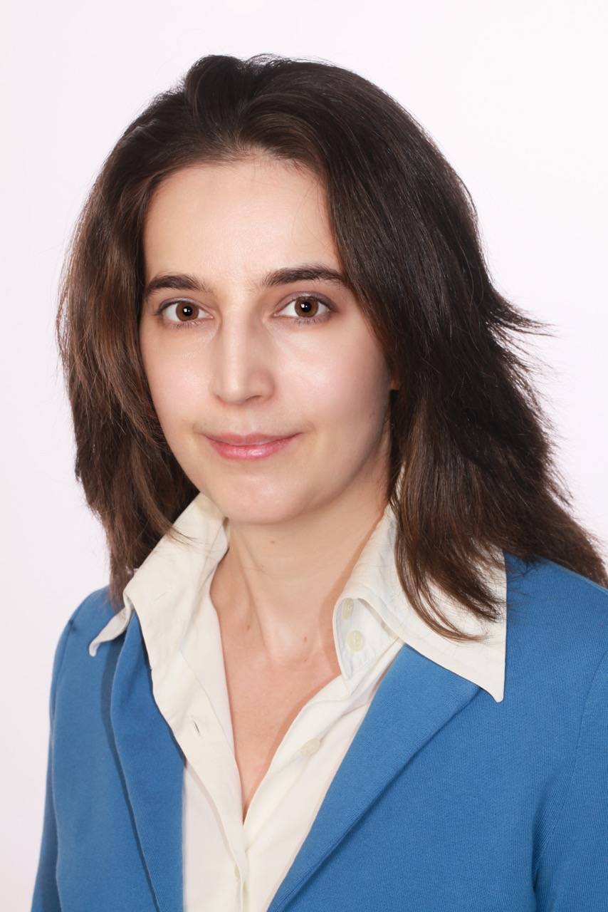 Dr. Elisa Alberti (in Elternzeit) Dr. Elisa Alberti (in Elternzeit)