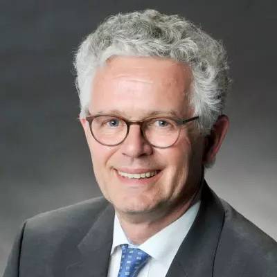 Prof. Dr.-Ing. Stefan Schlichter Prof. Dr.-Ing. Stefan Schlichter