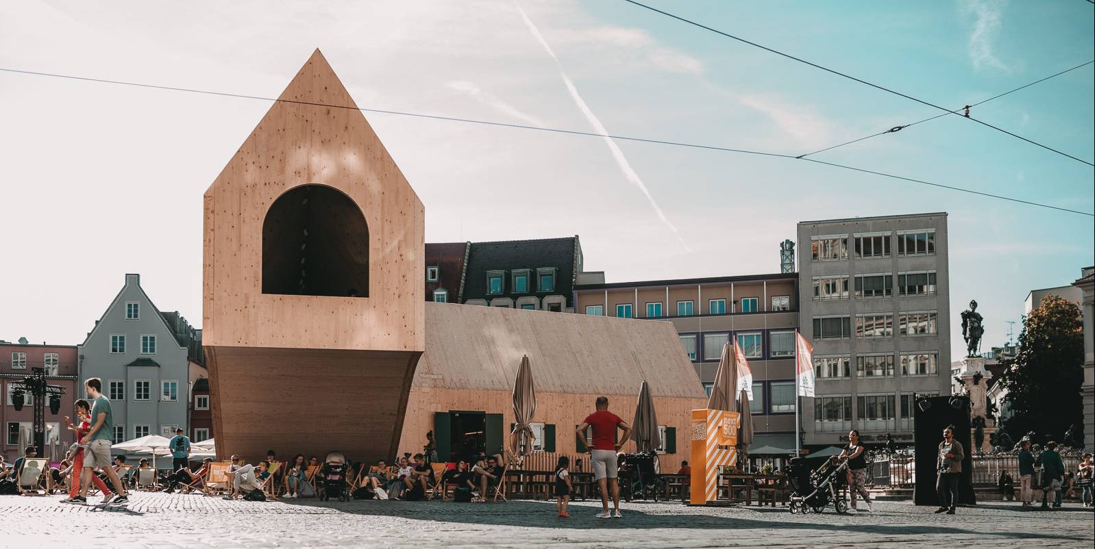 NEXT500 Pavillon auf dem Rathausplatz in Augsburg  © Matthias Leo