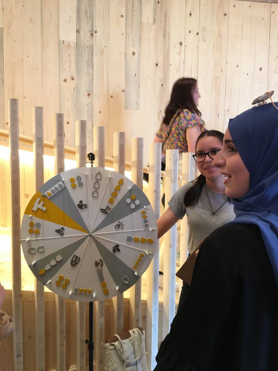 NEXT500 Pavillon: Glücksrad der Architekturstudierenden