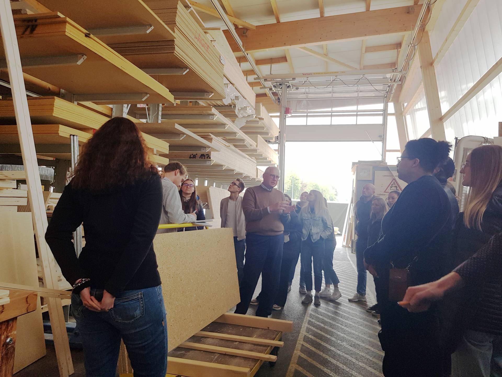 Materialllager Fa. Hundegger (Abb.: Wolfgang Huß)