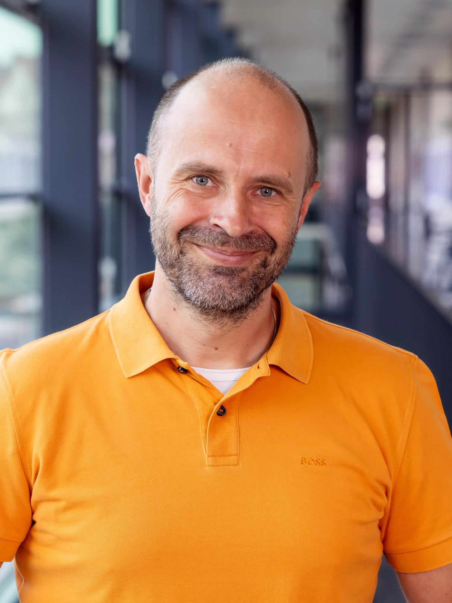 Prof. Dr. Michael Predeschly