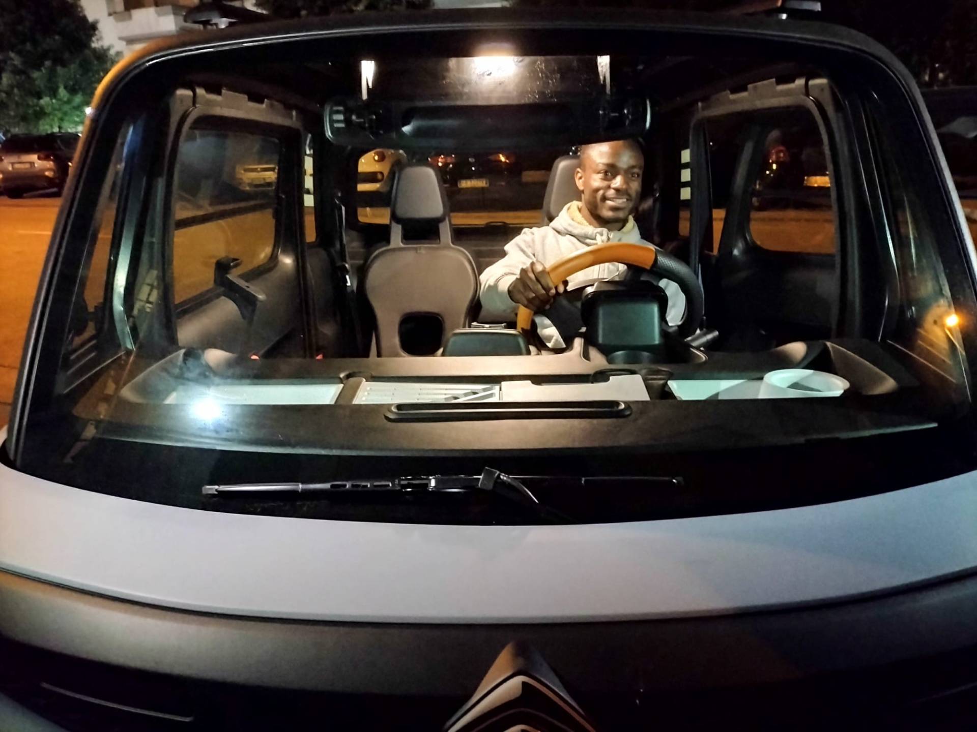 Das 2-Liter-Auto der Hochschule Augsburg