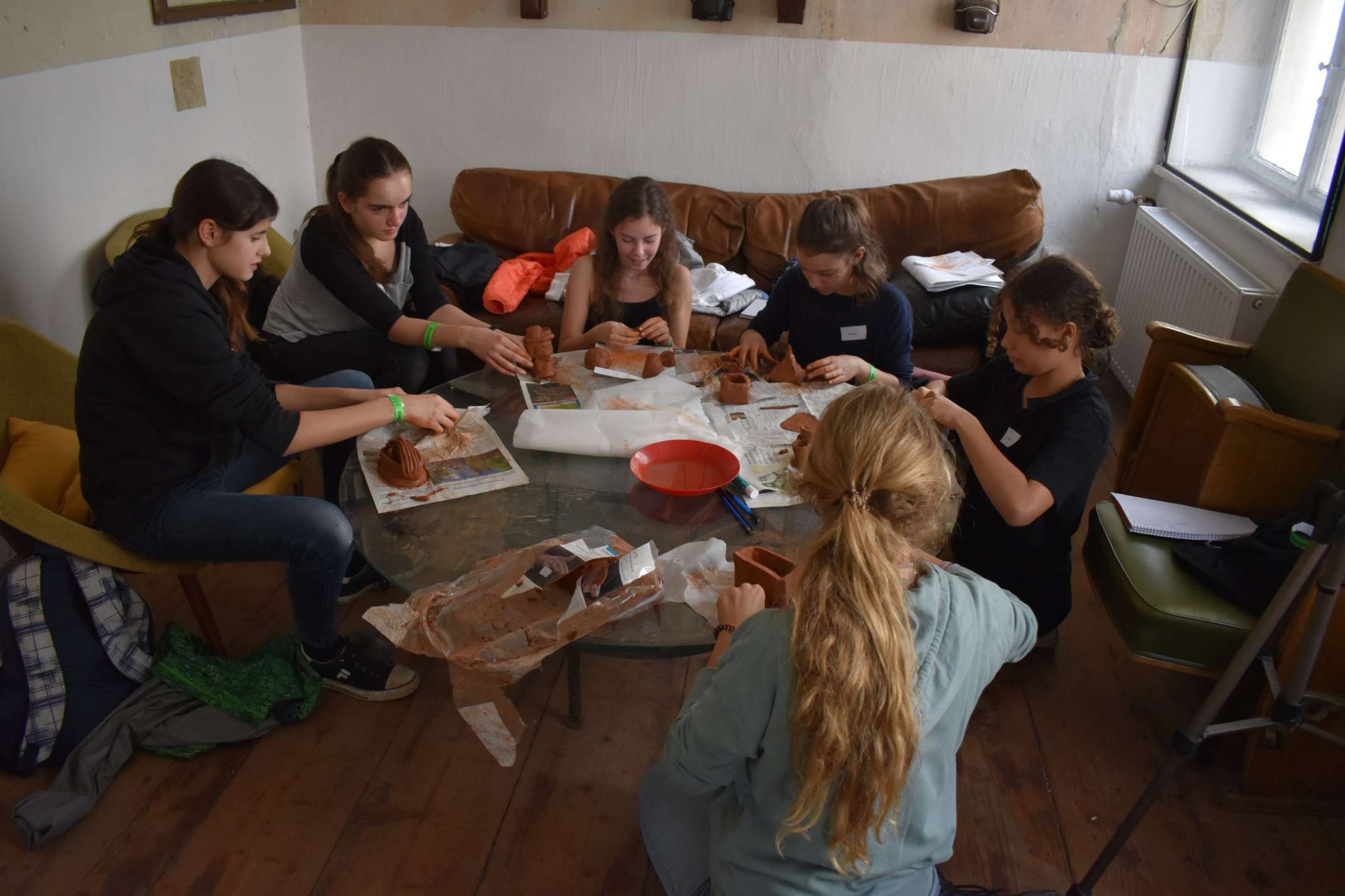 Bauen mit Lehm in der alten Schmiede