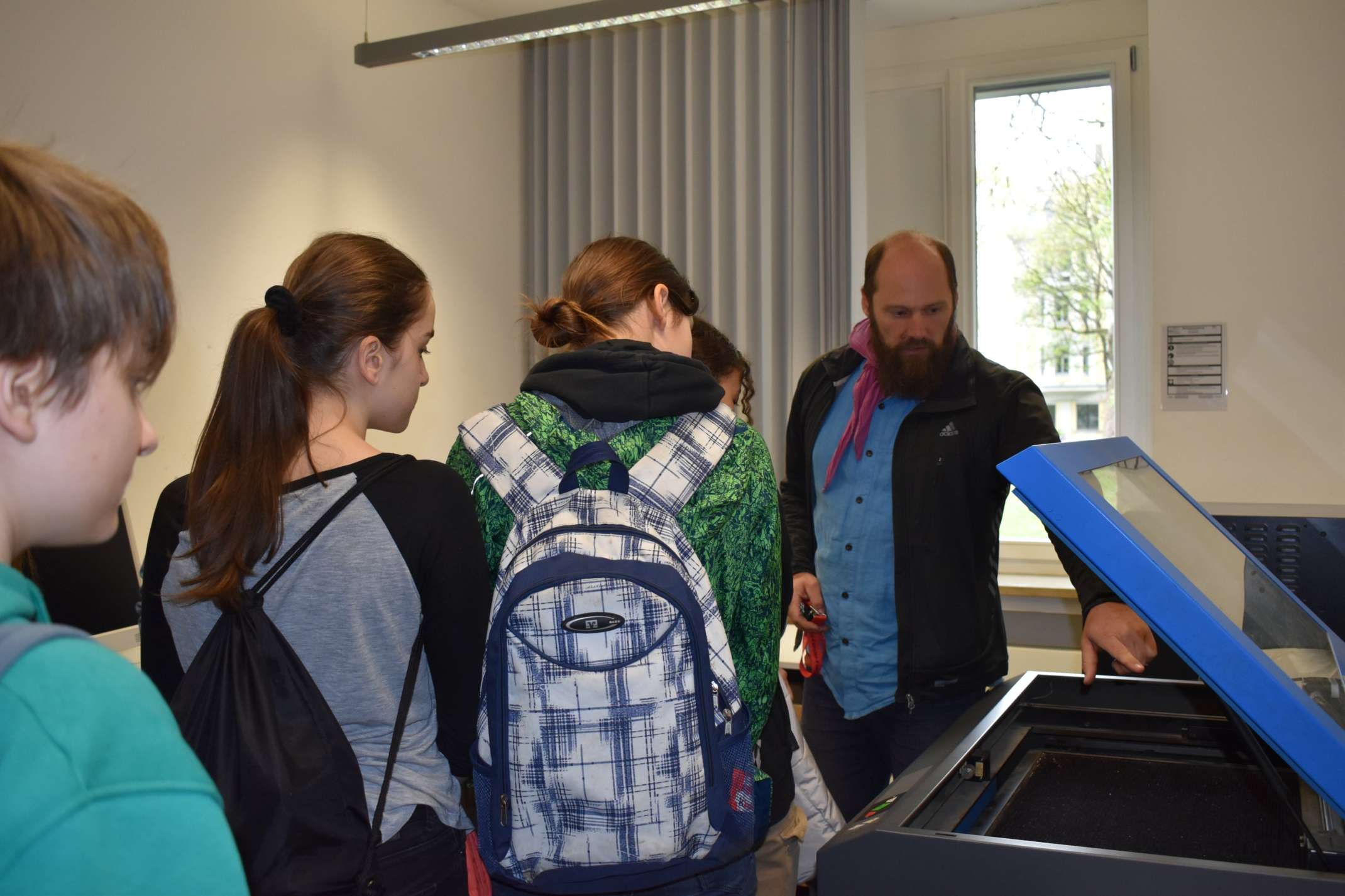 Zu Besuch im Lasercutter-Labor