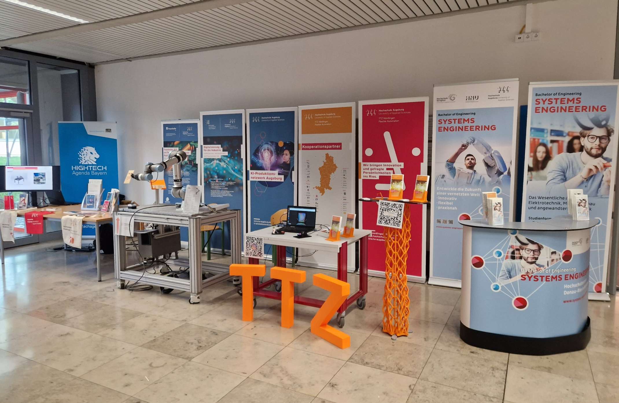 Stand der THA in Komplettansicht