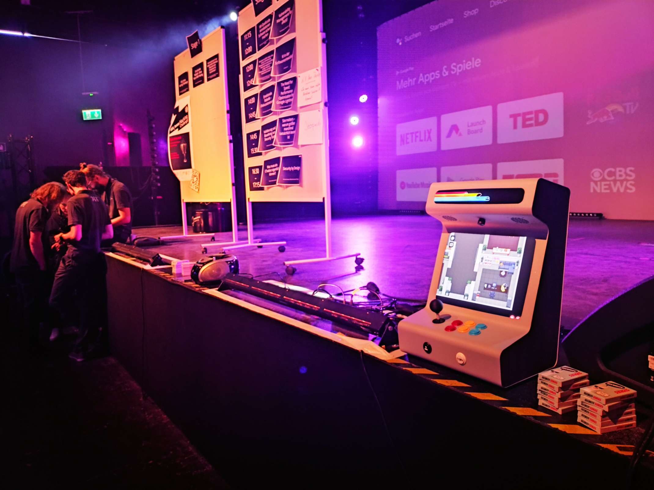 Arcade Automat mit Security Adventure.