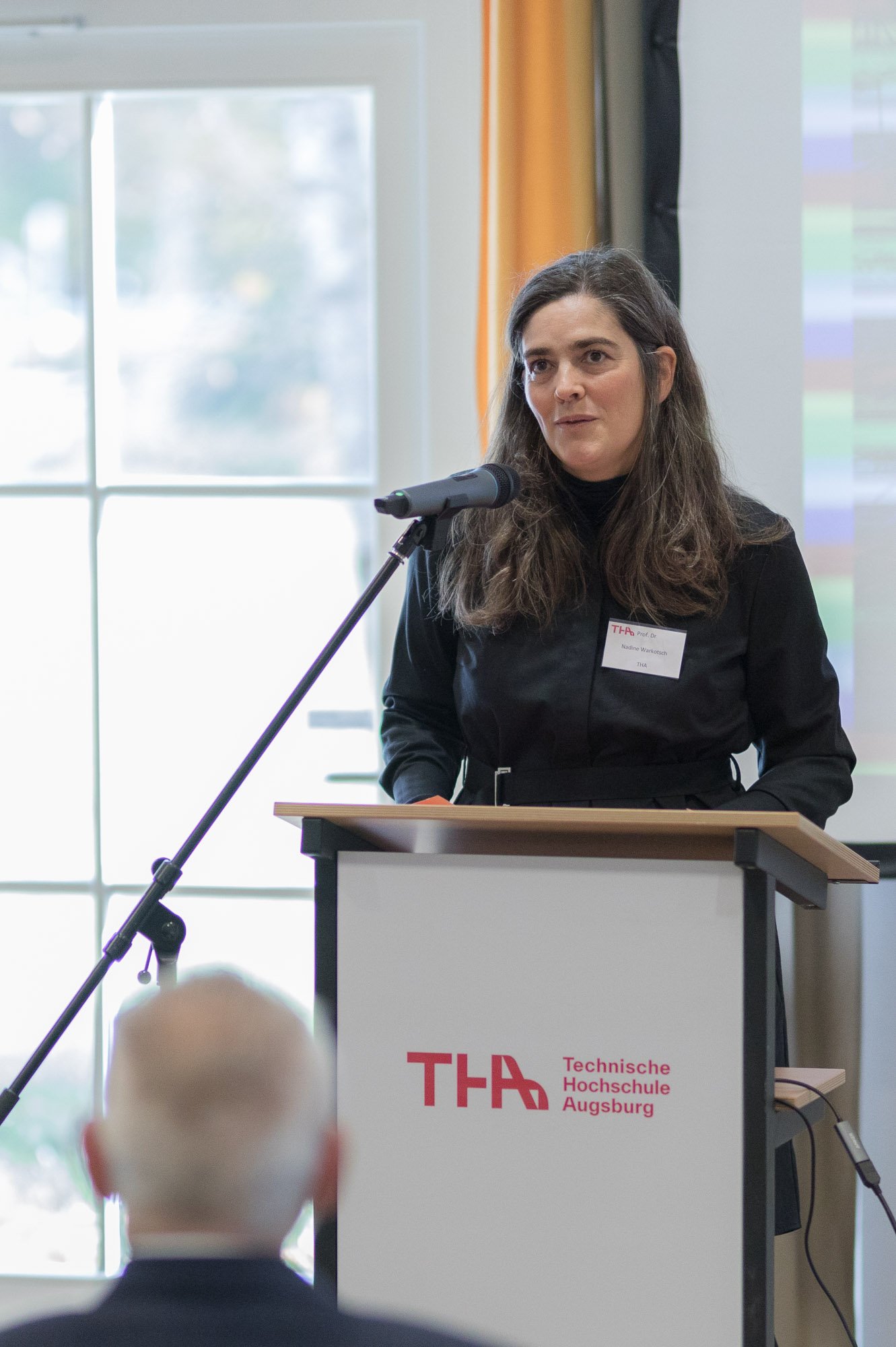 Prof. Dr. Nadine Warkotsch begrüßte die Teilnehmenden Prof. Dr. Nadine Warkotsch begrüßte die Teilnehmenden