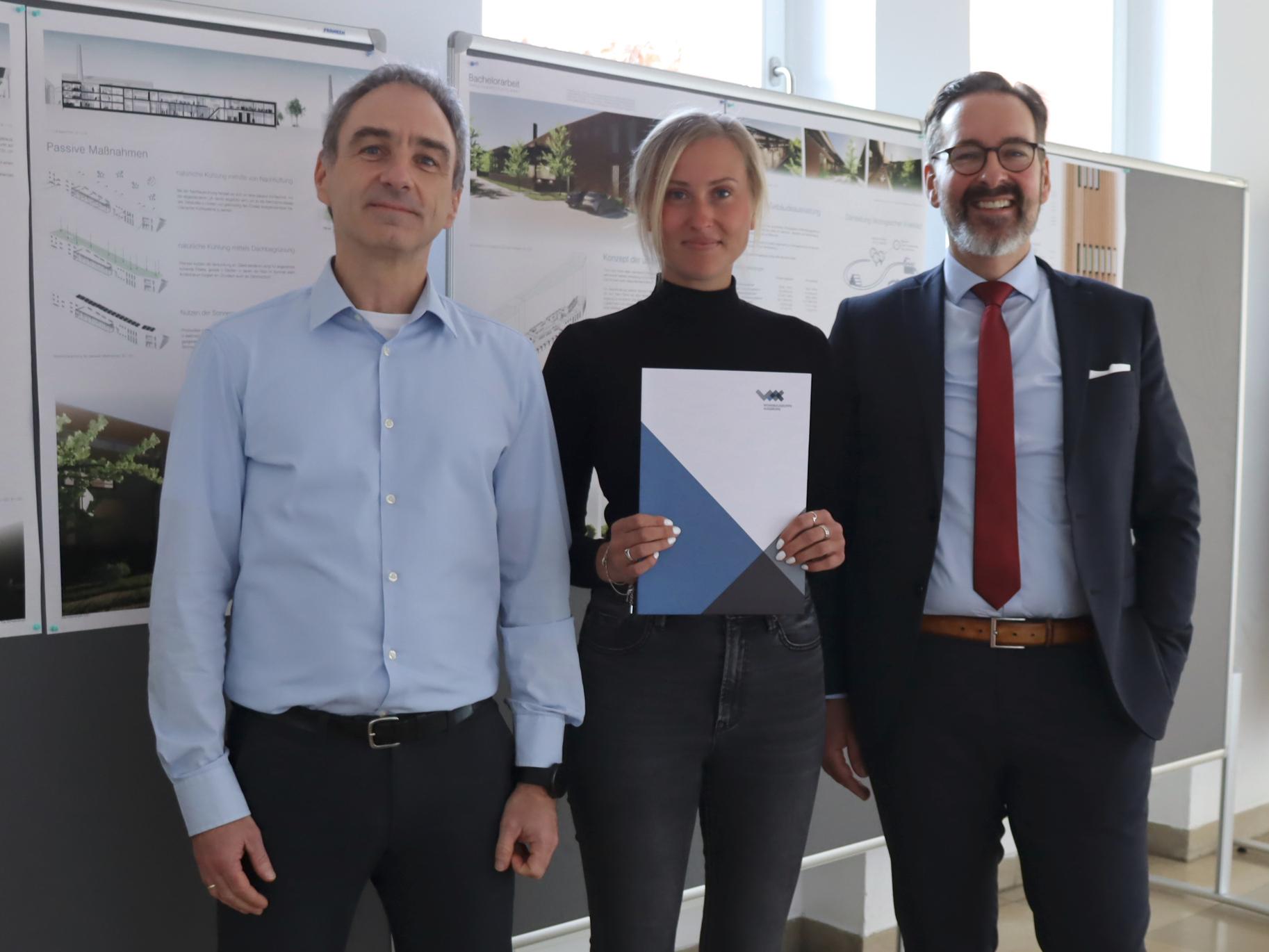 Prof. Wolfgang Nowak, Pia Schwarzkopf (Gewinnerin des WBG-Preises 2023), Dr. Mark Dominik Hoppe