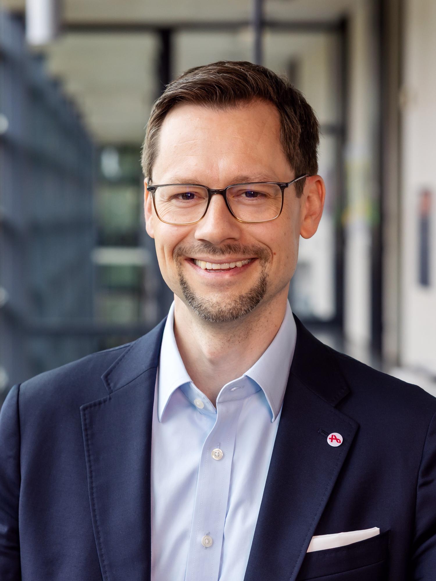 Prof. Dr.  Alexander Stehle