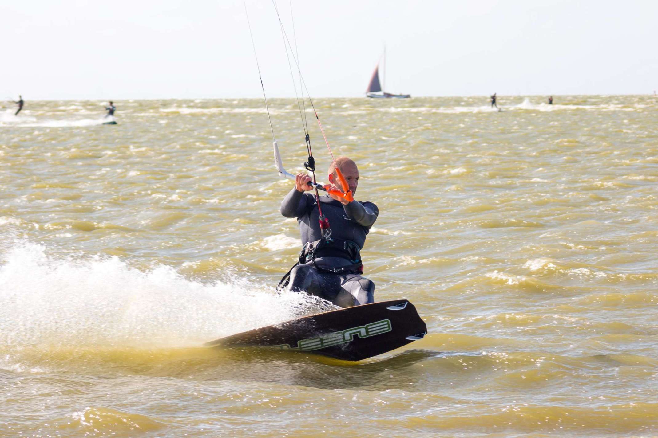 Kitesurfer in Aktion