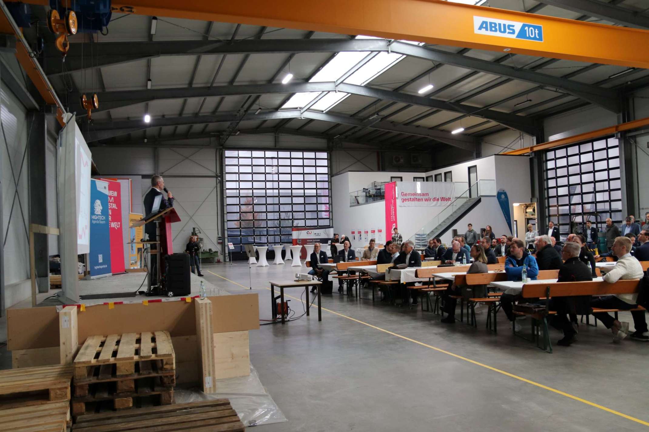 Landtagsabgeordneter Peter Tomaschko richtete ein Grußwort an die Teilnehmenden