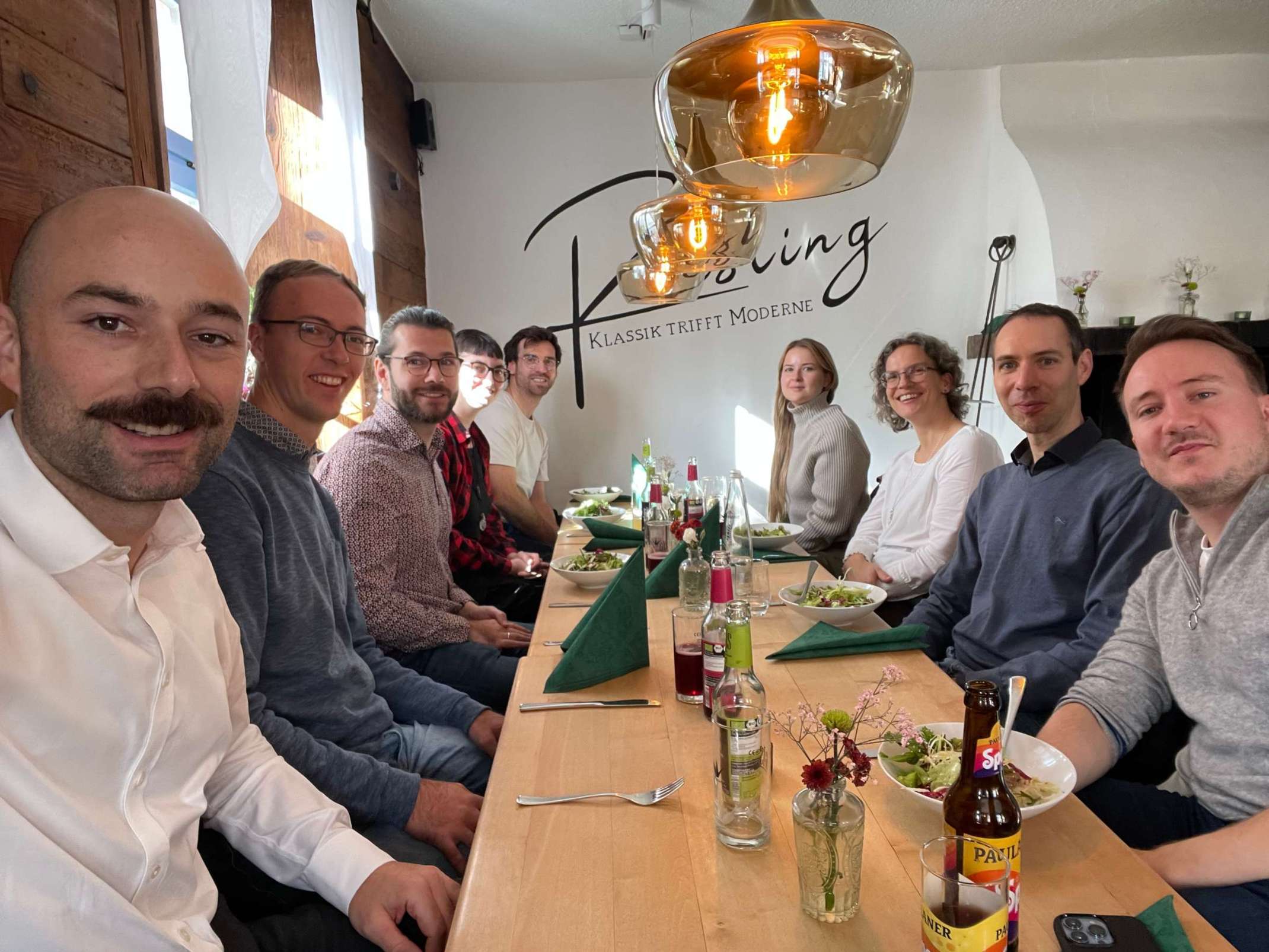 Projektteam beim Essen