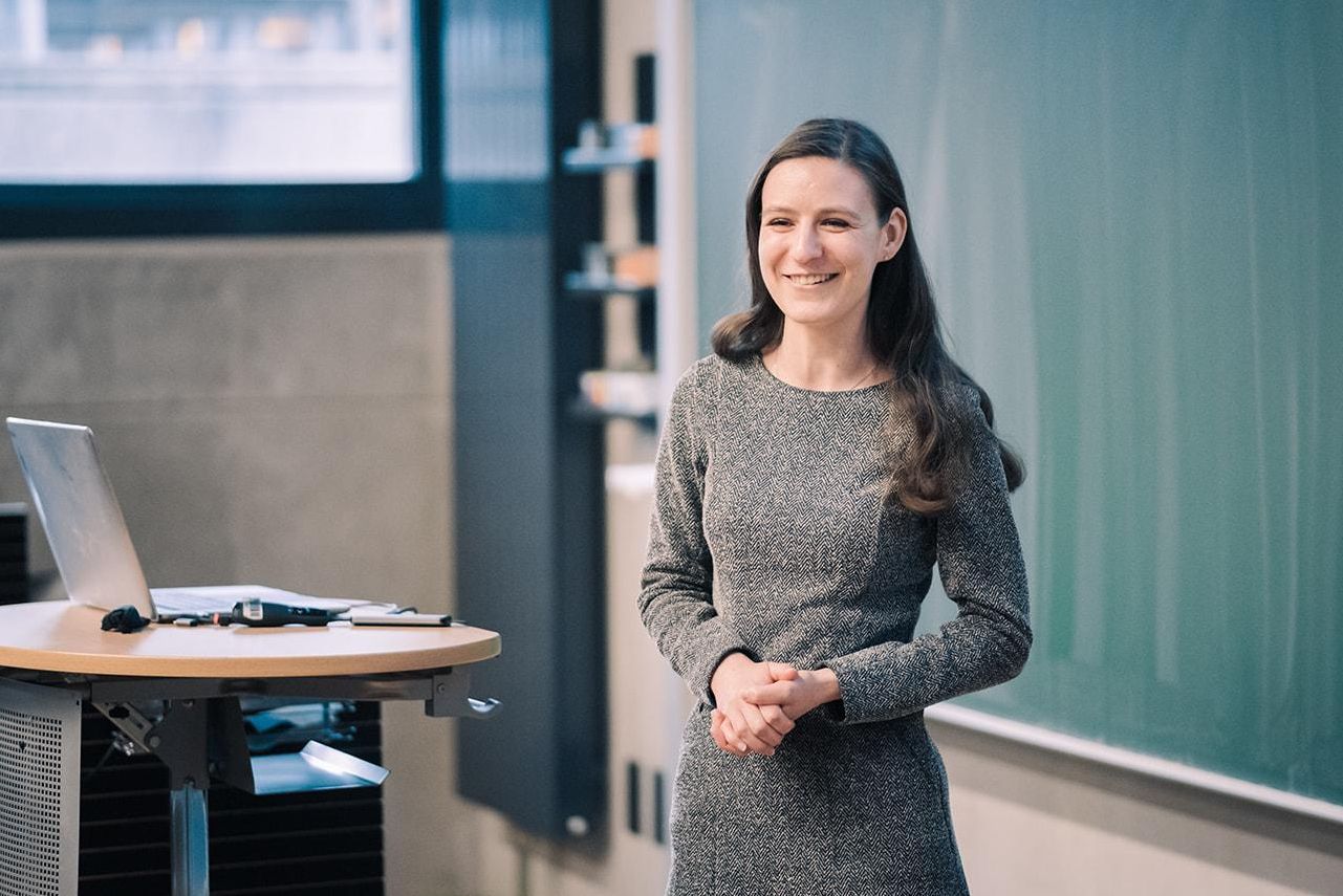 Absolventin Anika Moser - Weiterbildung - Master IT-Projektmanagement und Prozessmanagement - Technische Hochschule Augsburg (Foto: Daniel Fürst, hoch3media)