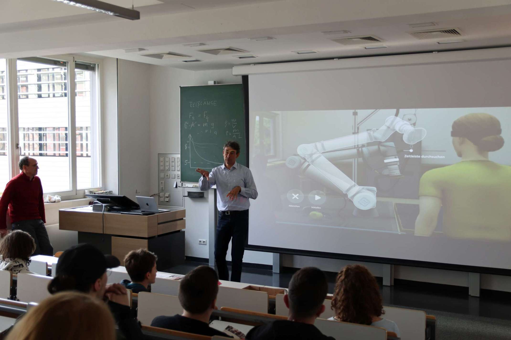 Infoveranstaltung in der Fakultät für Maschinenbau und Verfahrenstechnik