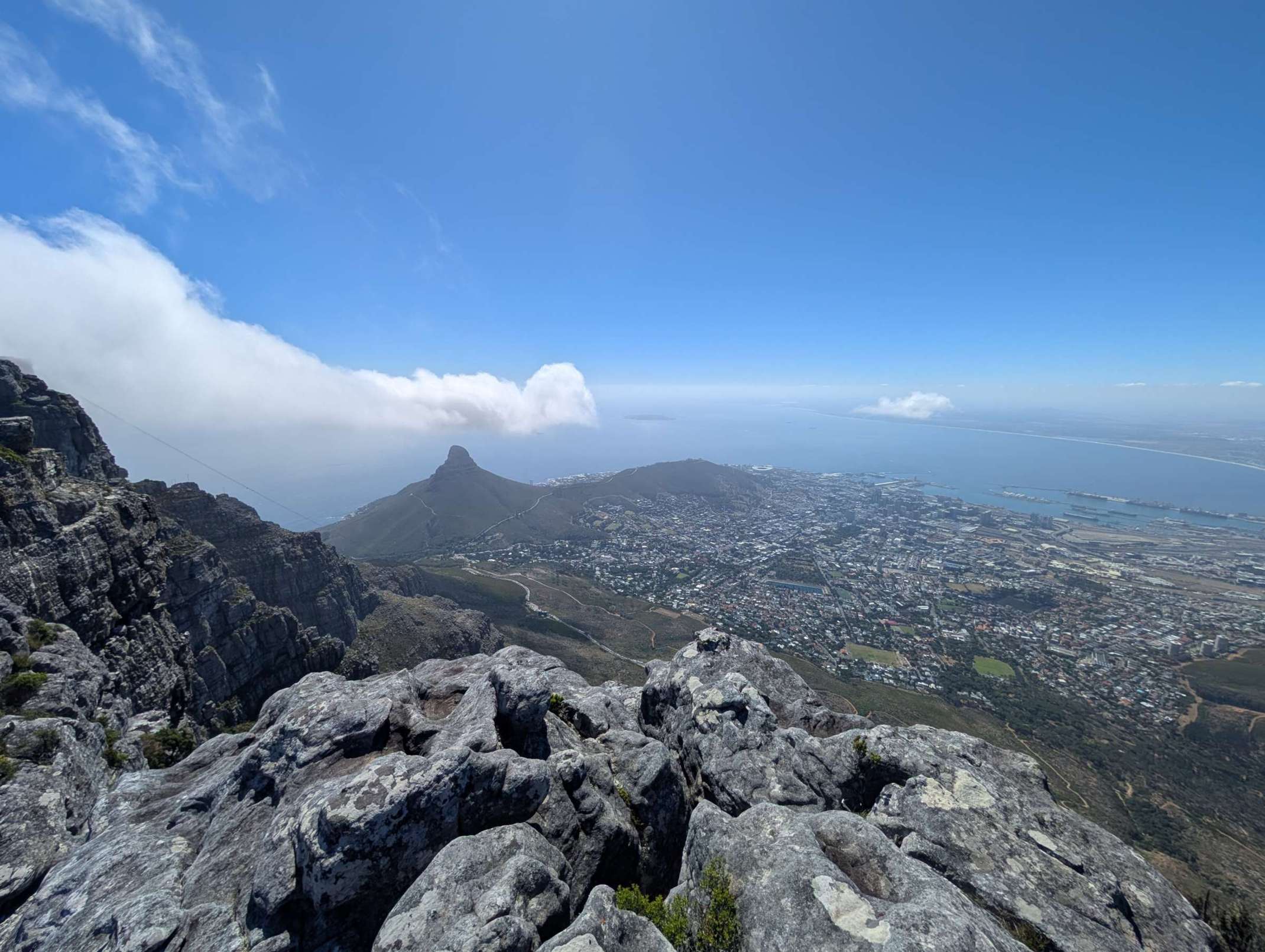 Blick vom Tafelberg auf Kapstadt