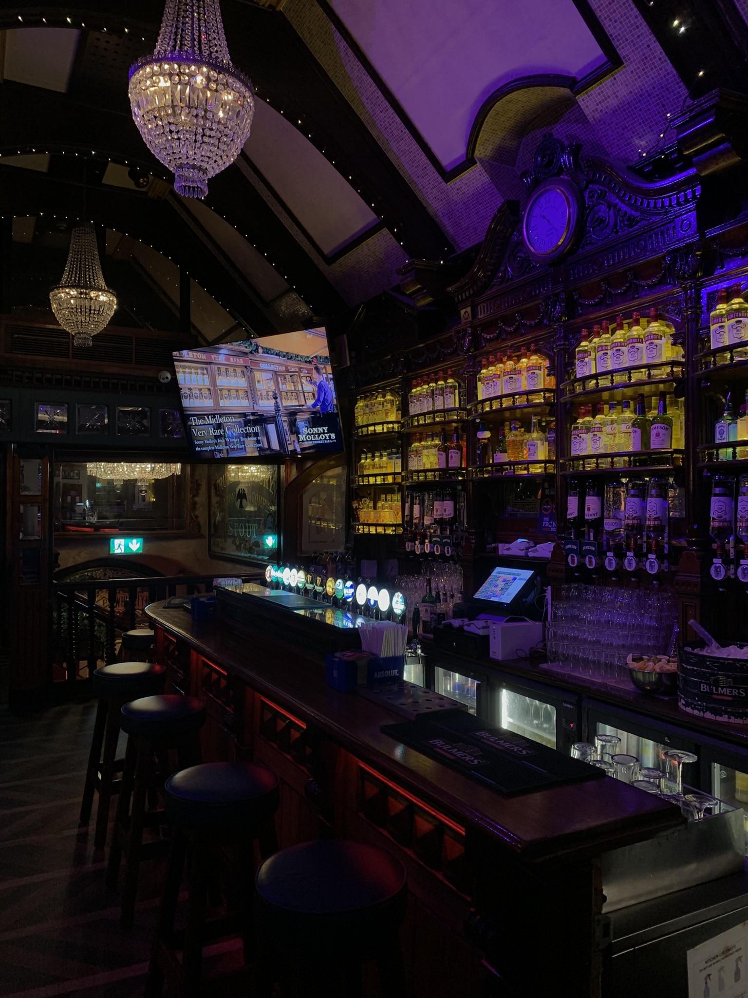 Galway The Front Door Pub 