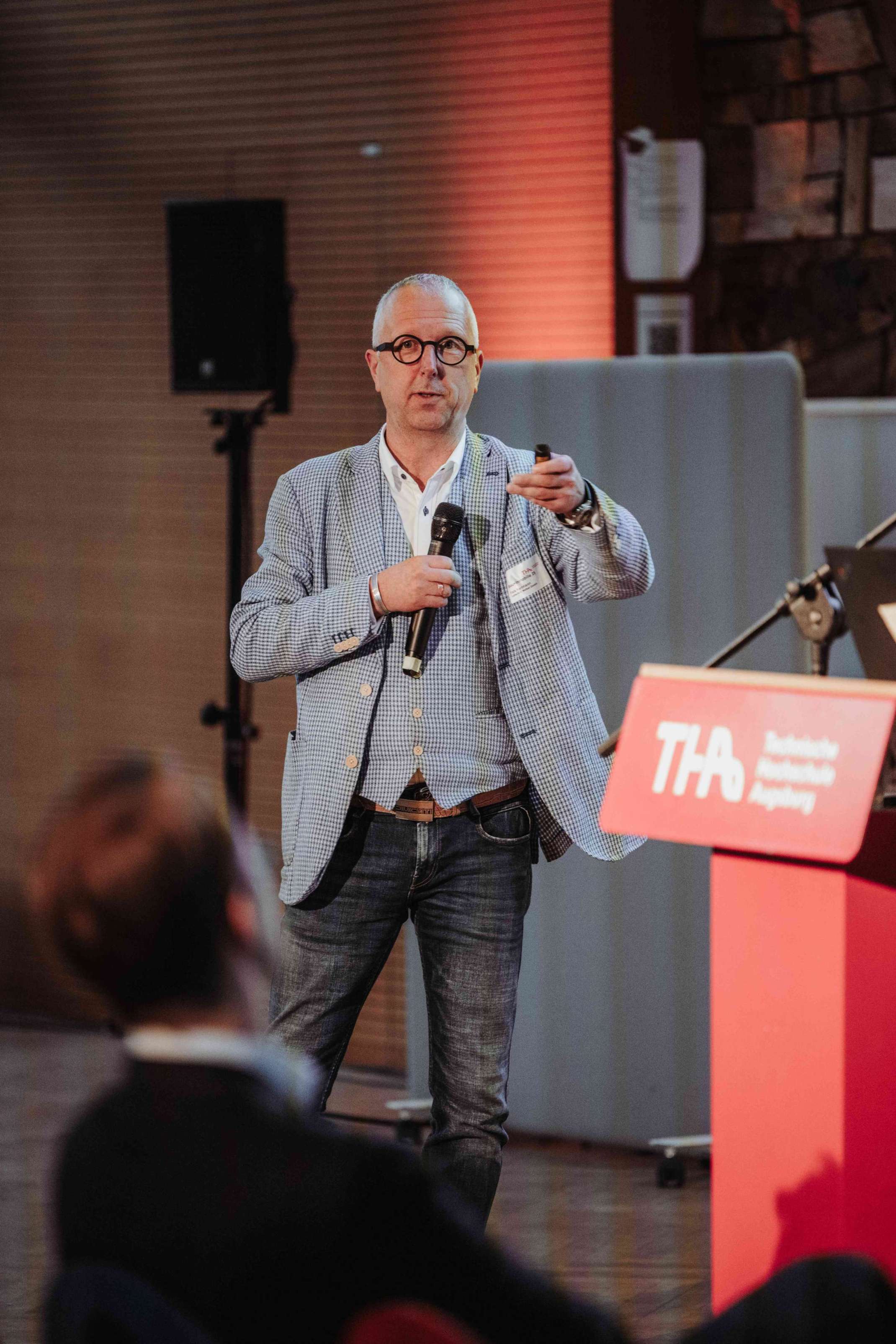 Tagung Bau + Immobilie 25: Falk Hartmann, Geschäftsführender Gesellschafter Catterfeld Welker GmbH, Ingenieurgesellschaft für Bauabwicklung, Thomas Steinhart, Catterfeld Welker GmbH. Foto: Matthias Leo.