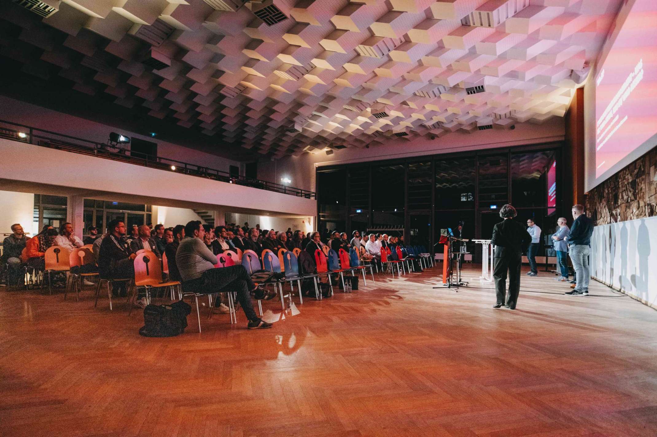 Tagung Bau + Immobilie 25 an der TH Augsburg an der Alten Mensa. Foto: Matthias Leo.