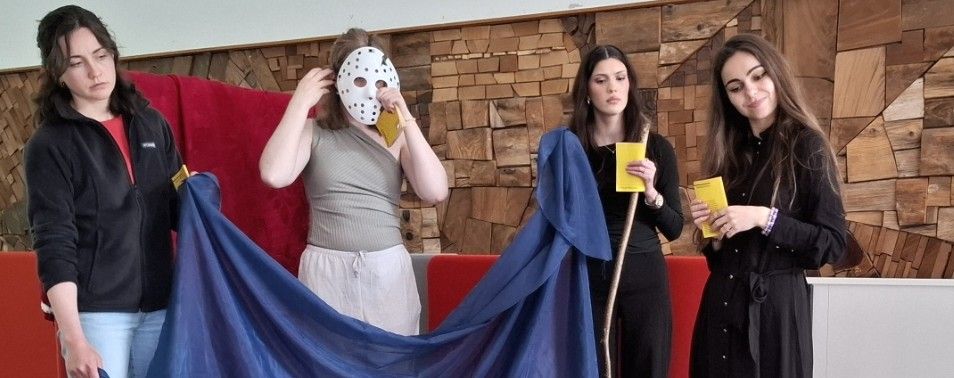 Vier Schauspielerinnen