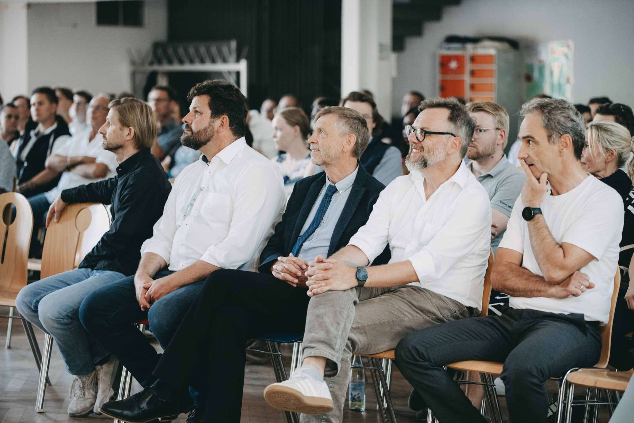 1_Studiengangsleitungen und Dekan Fak AB (v.l.n.r.): Die Professoren Timo Schmidt, Wolfgang Huß, Armin Schwab, Jürgen Huber und Wolfgang Nowak. Foto: Matthias Leo