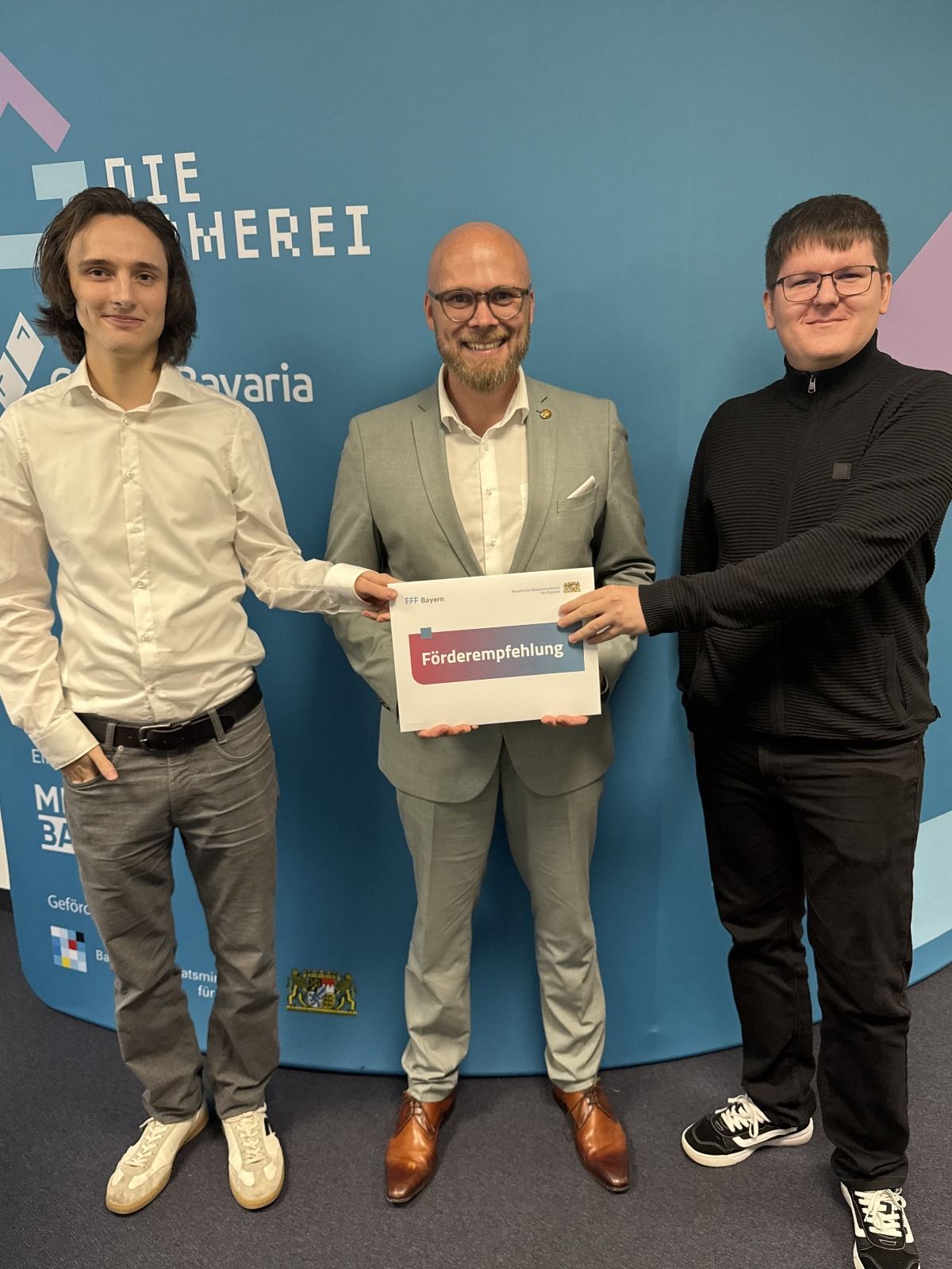 Team Personal Space Intruders und Digitalminister Mehring