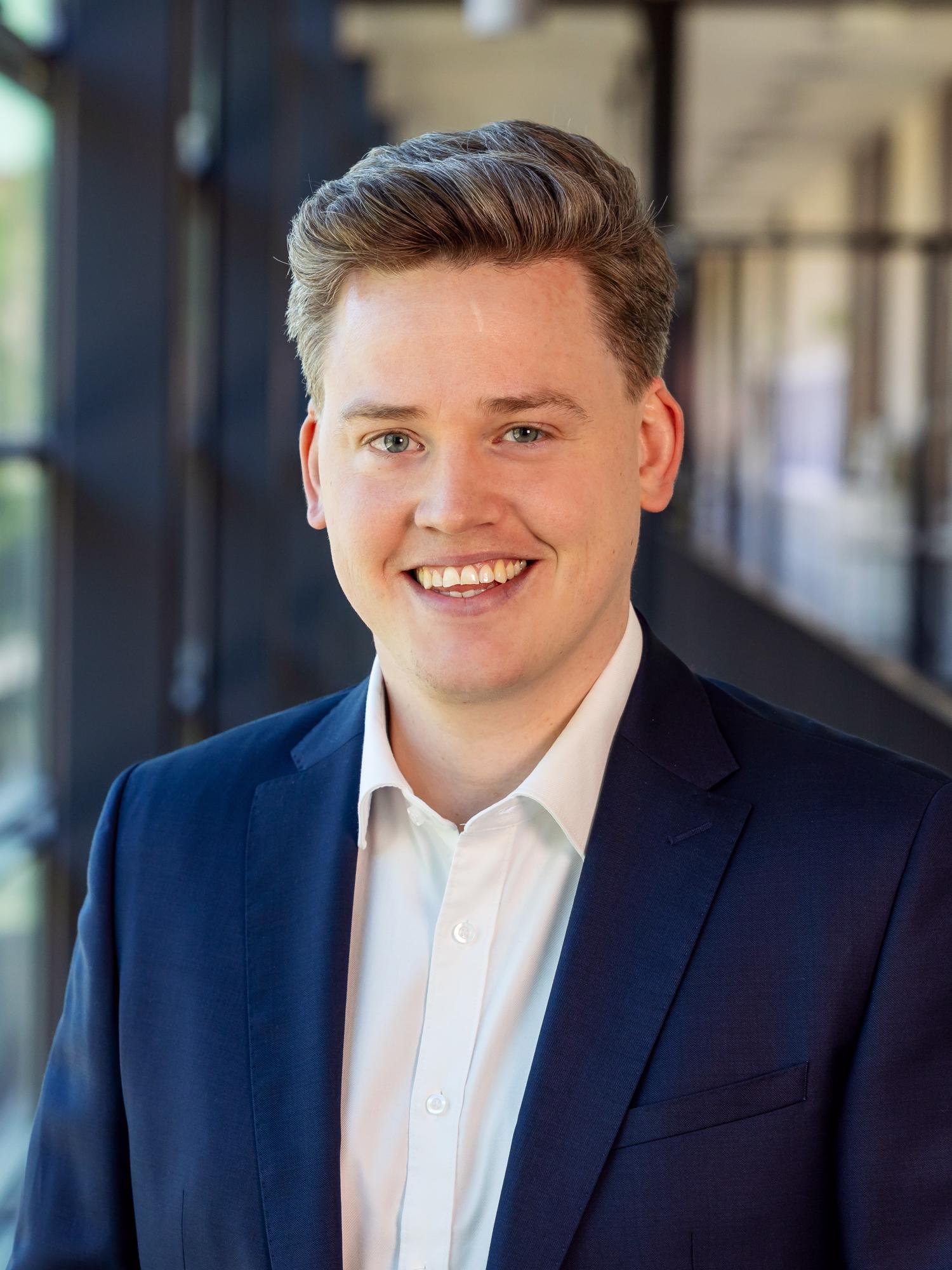 Prof. Dr. Michael Strohmeier