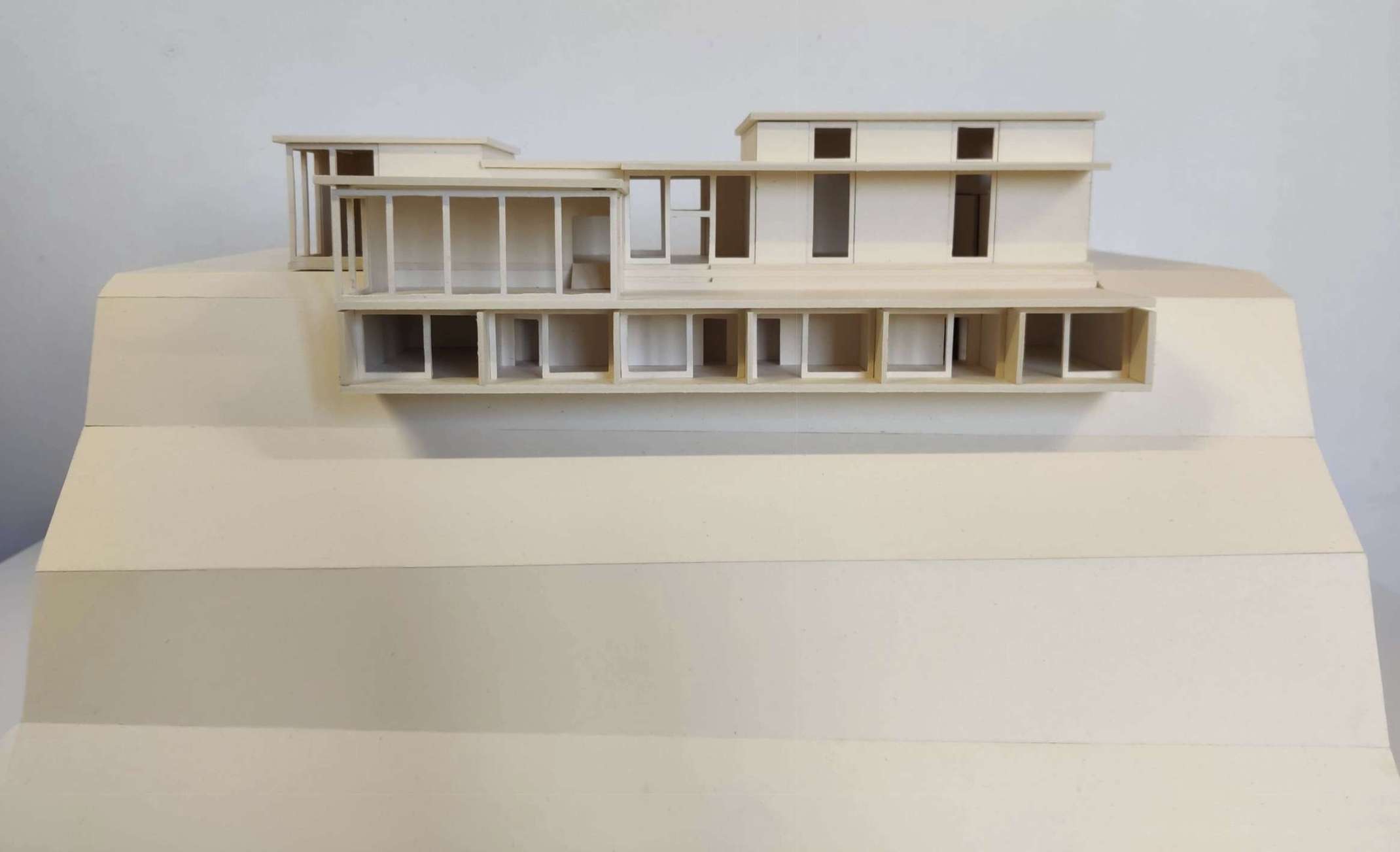 Entwurf: Elias Schäfer und Doan Nhu Phan Entwurf: Elias Schäfer und Doan Nhu Phan