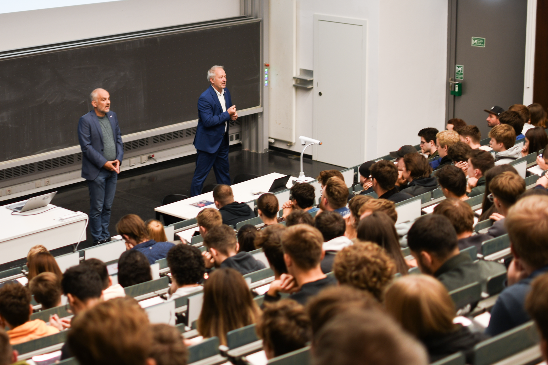 Prof. Weigand mit Prof. Murza