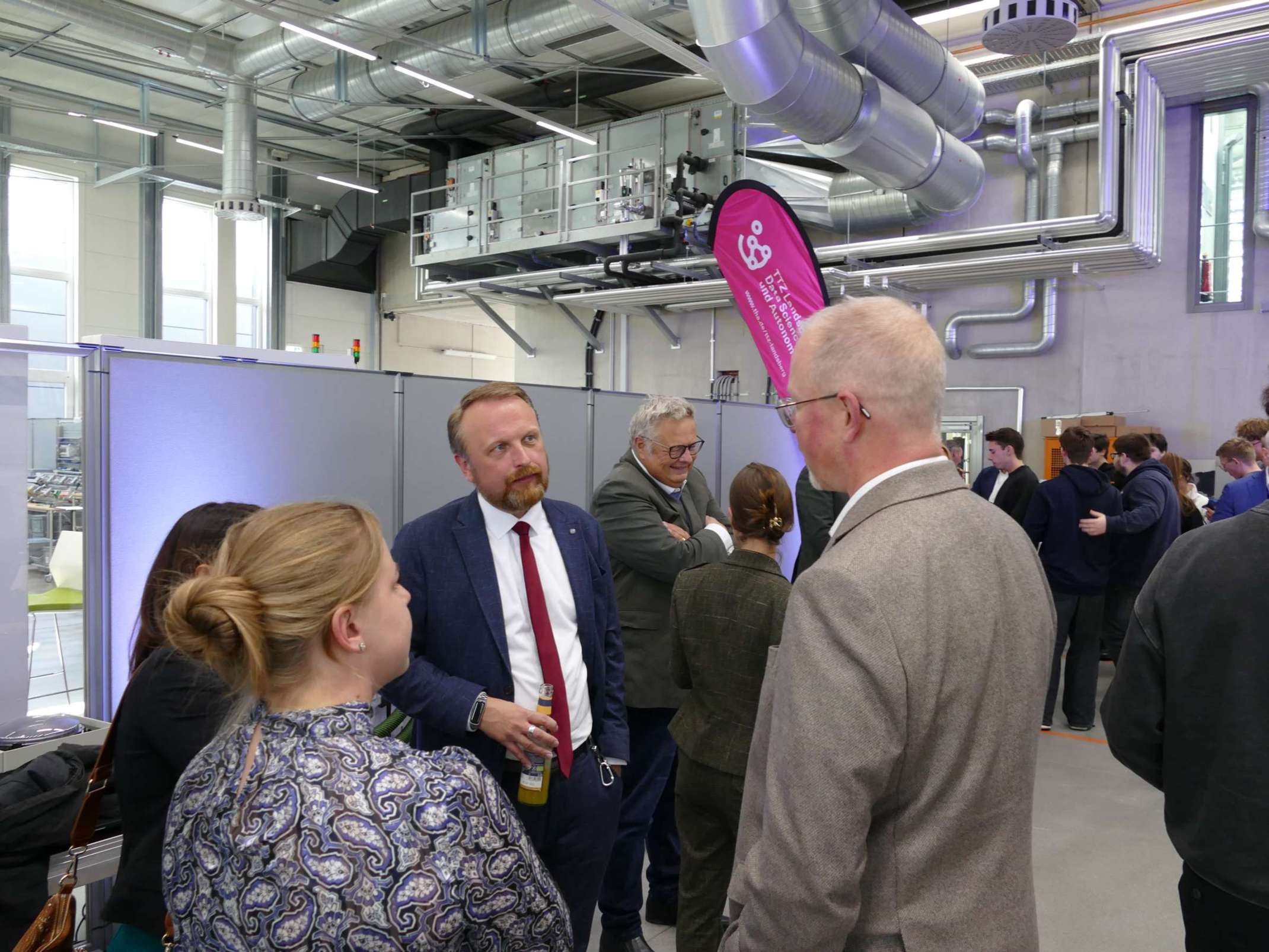 Studienstart am TTZ Landsberg am Lech: André Köhn von der Wirtschaftsförderung der Stadt Landsberg am Lech im Gespräch